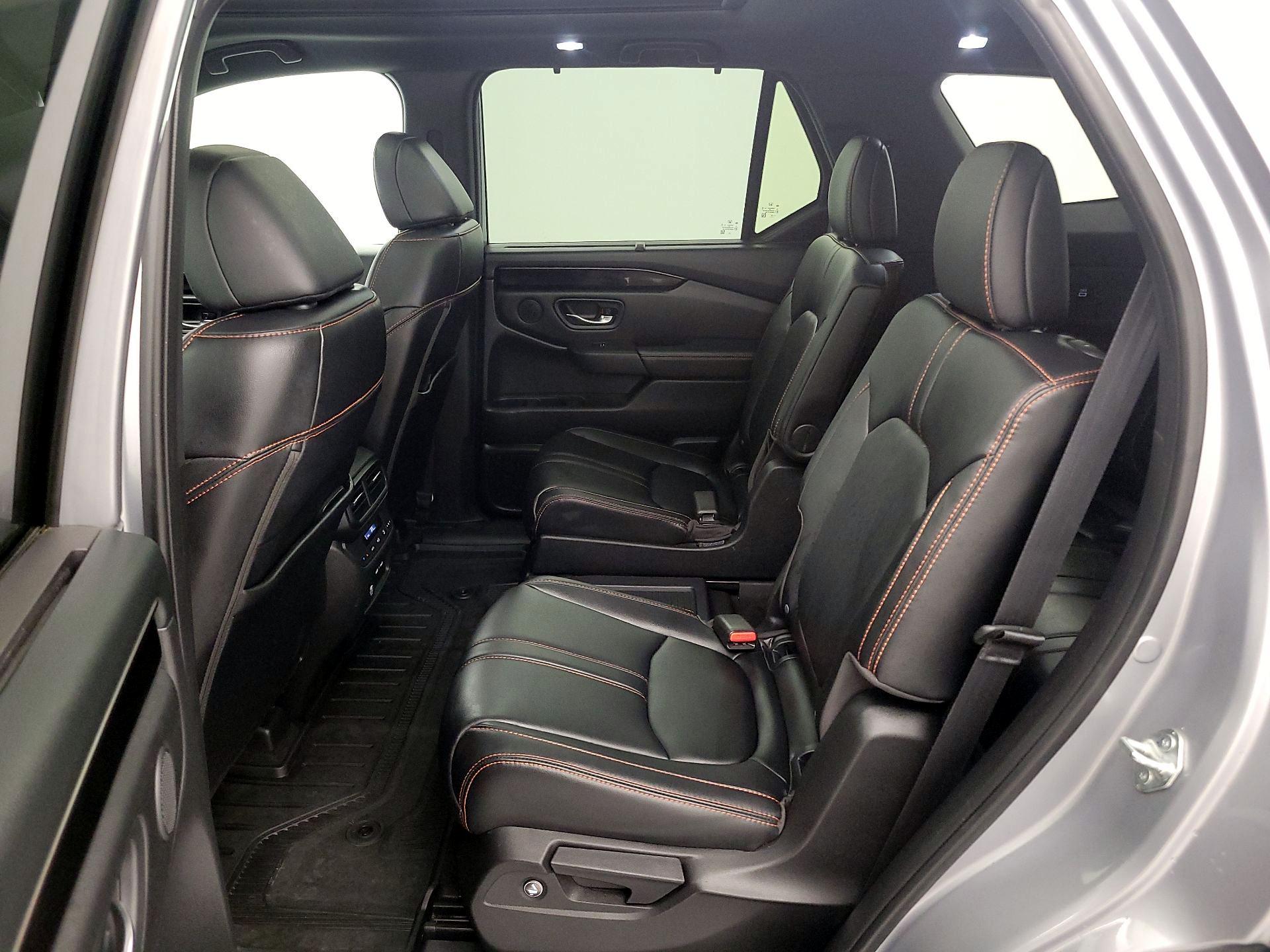 Thumbnail: 2023 Honda Pilot - 20