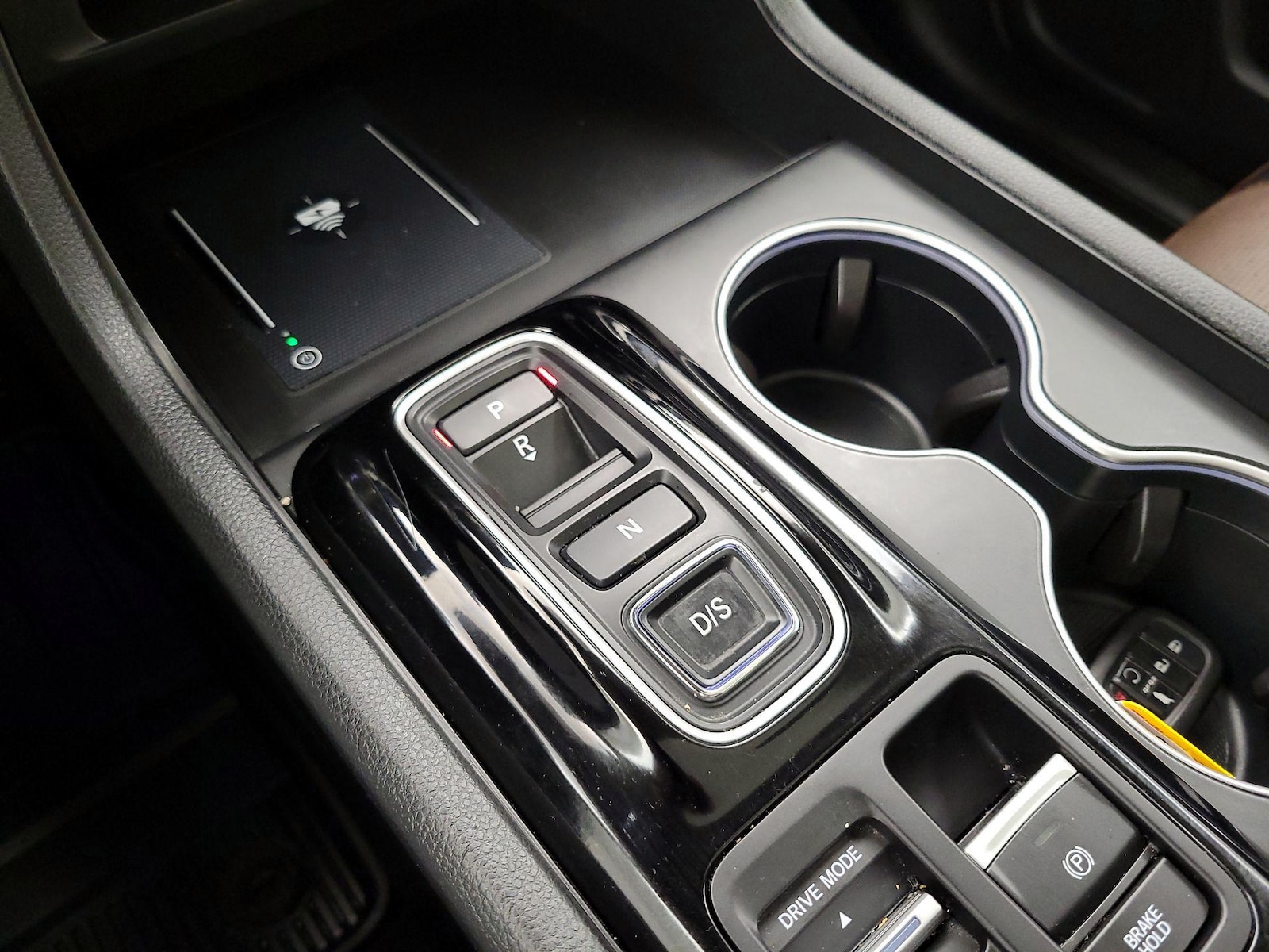 2024 Honda Pilot Elite - Photo 18