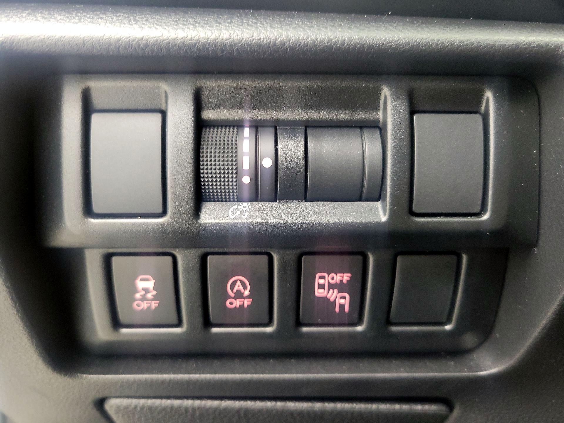 Thumbnail: 2020 Subaru Crosstrek - 13