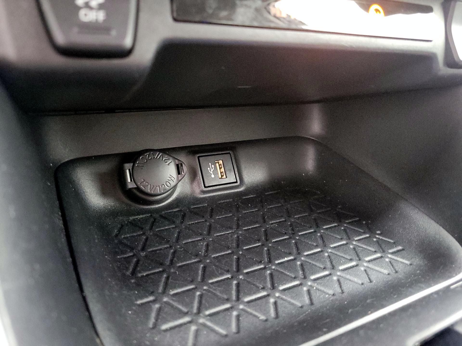 Thumbnail: 2024 Toyota RAV4 - 18