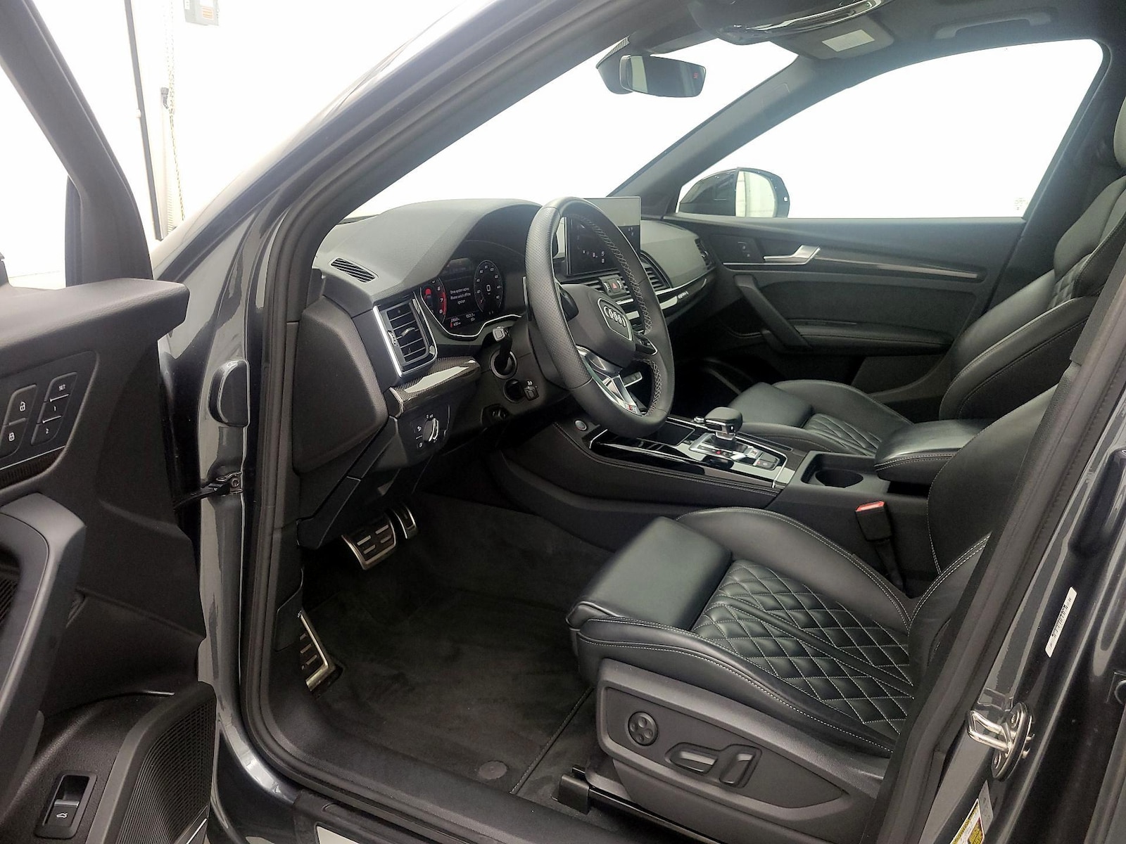 2024 Audi SQ5 Premium Plus - Photo 12