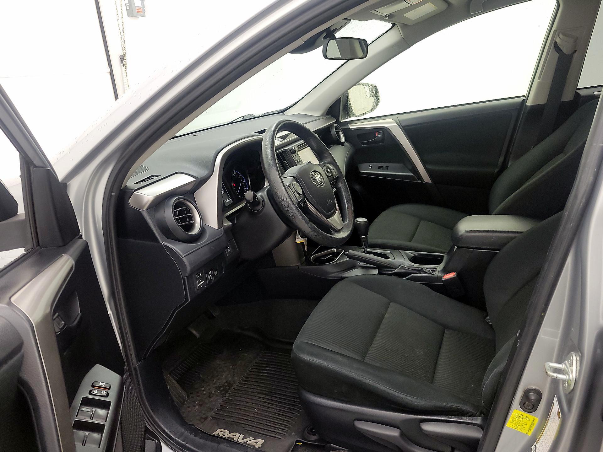 Thumbnail: 2018 Toyota RAV4 - 11