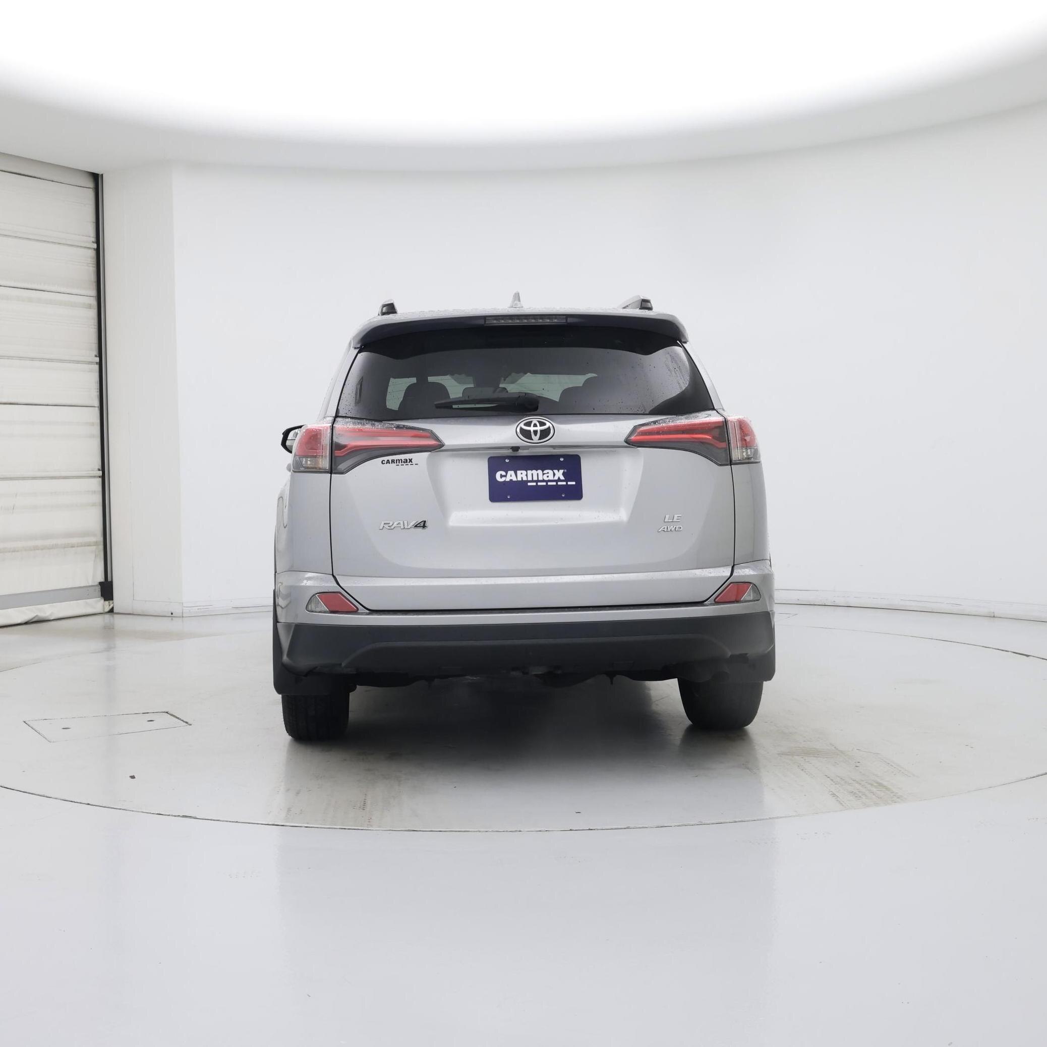 Thumbnail: 2018 Toyota RAV4 - 6