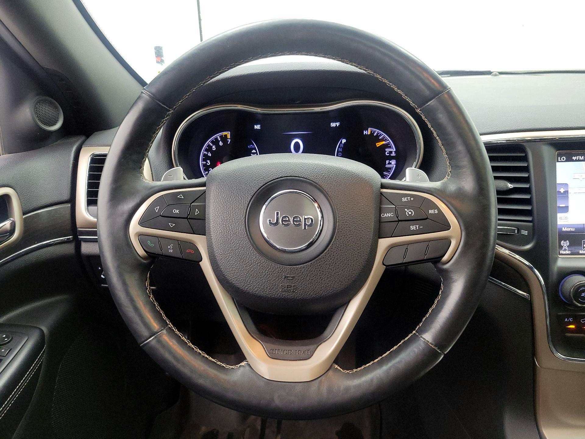 Thumbnail: 2017 Jeep Grand Cherokee - 10