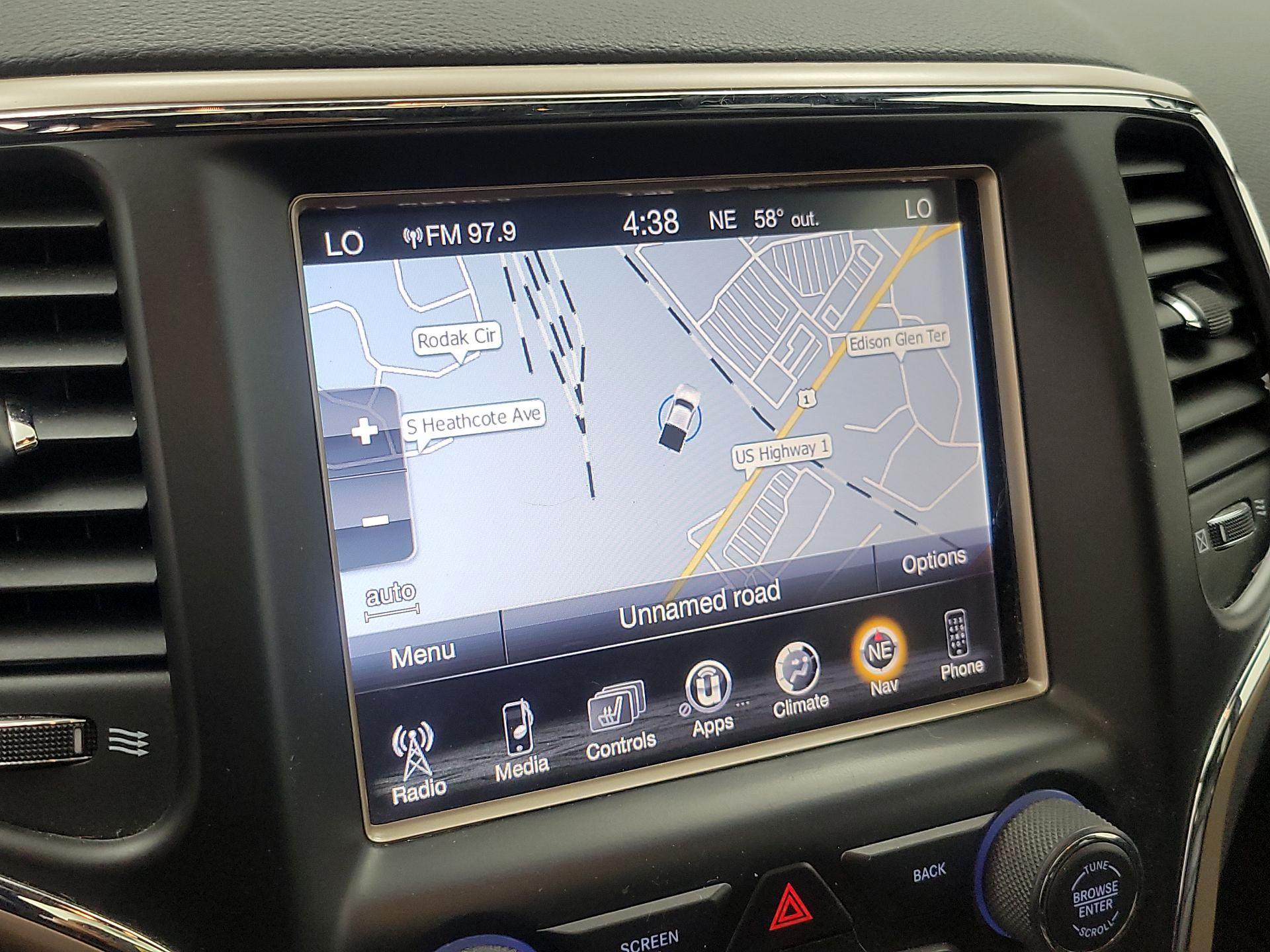 Thumbnail: 2017 Jeep Grand Cherokee - 14