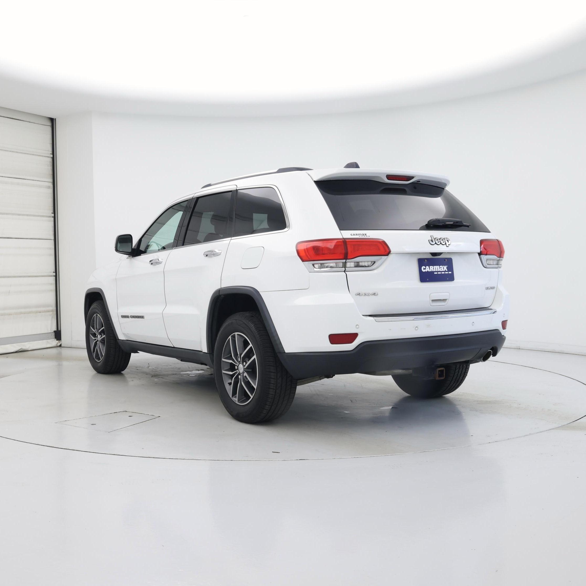 Thumbnail: 2017 Jeep Grand Cherokee - 2