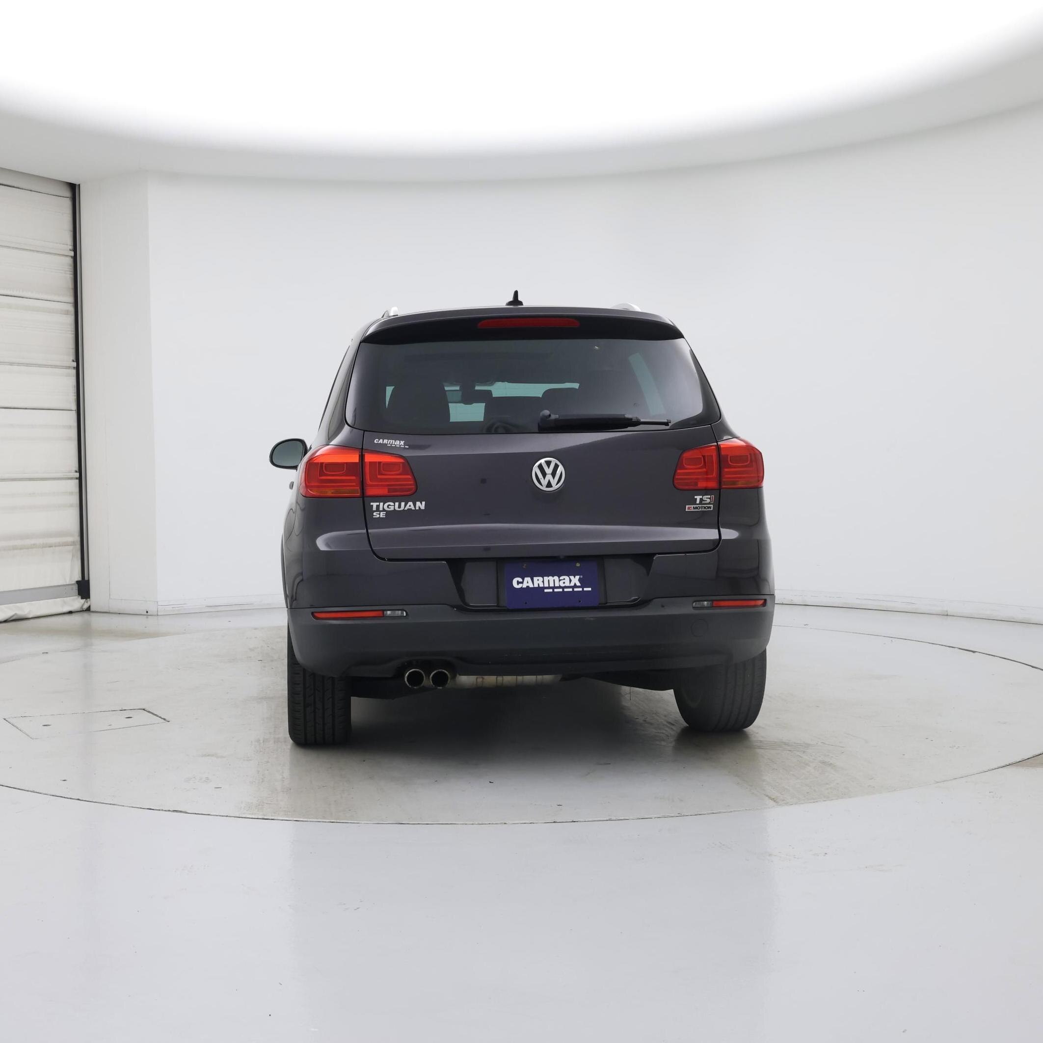 Thumbnail: 2016 Volkswagen Tiguan - 6
