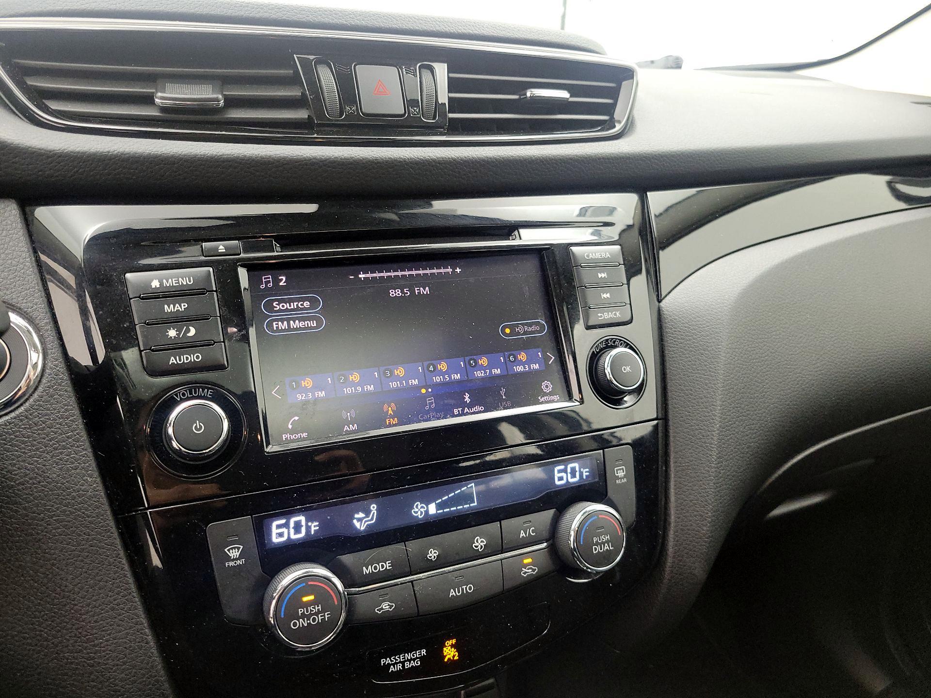 Thumbnail: 2022 Nissan Rogue Sport - 16
