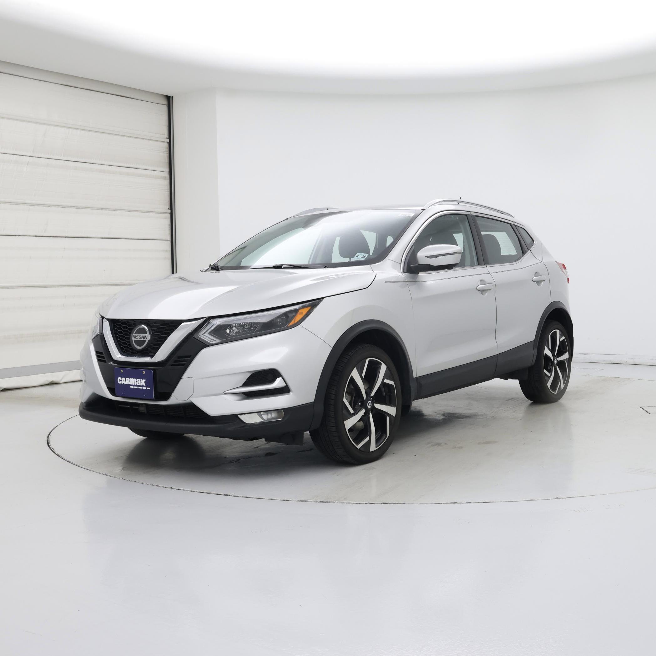 Thumbnail: 2022 Nissan Rogue Sport - 4