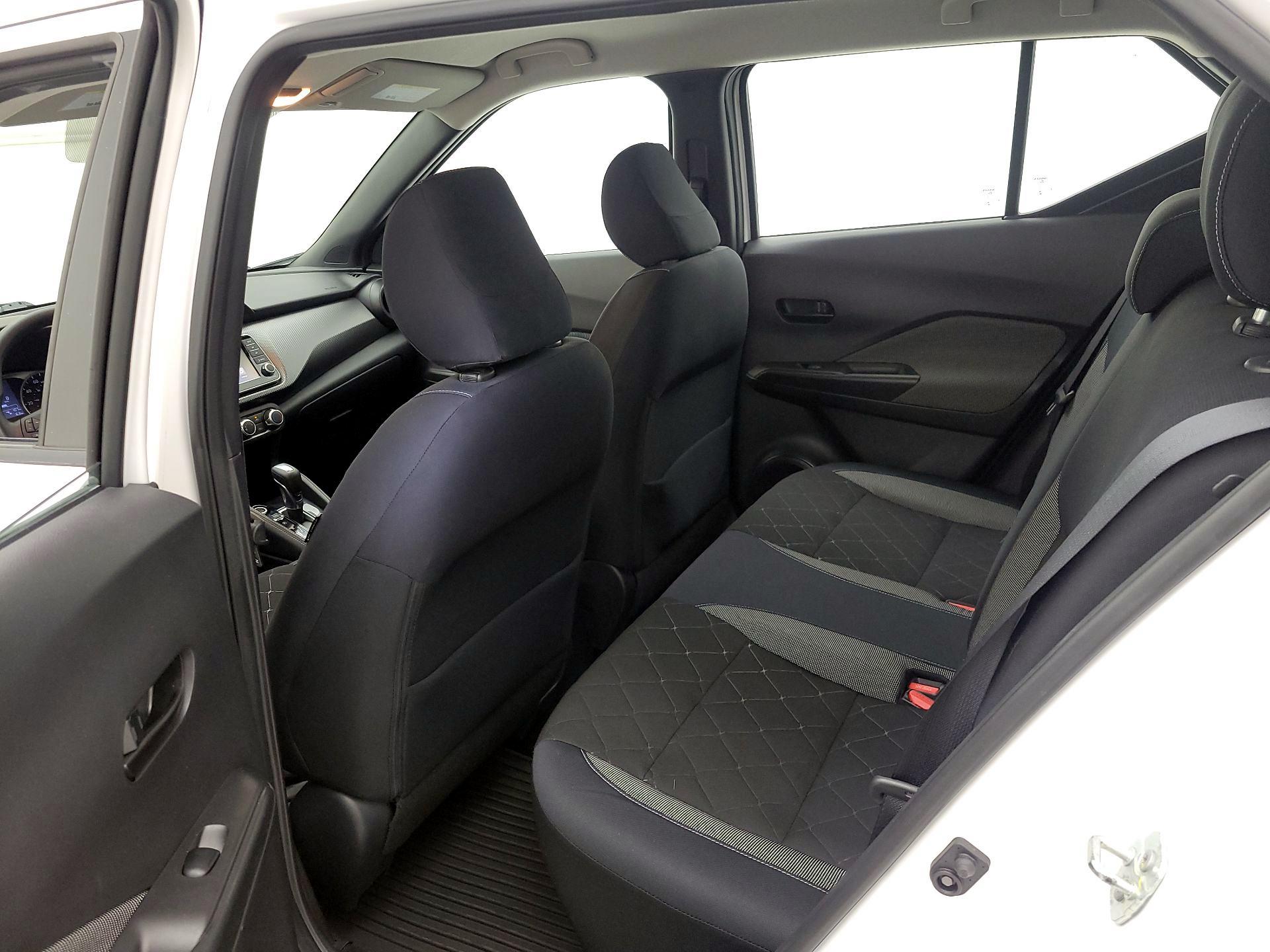 Thumbnail: 2018 Nissan Kicks - 19