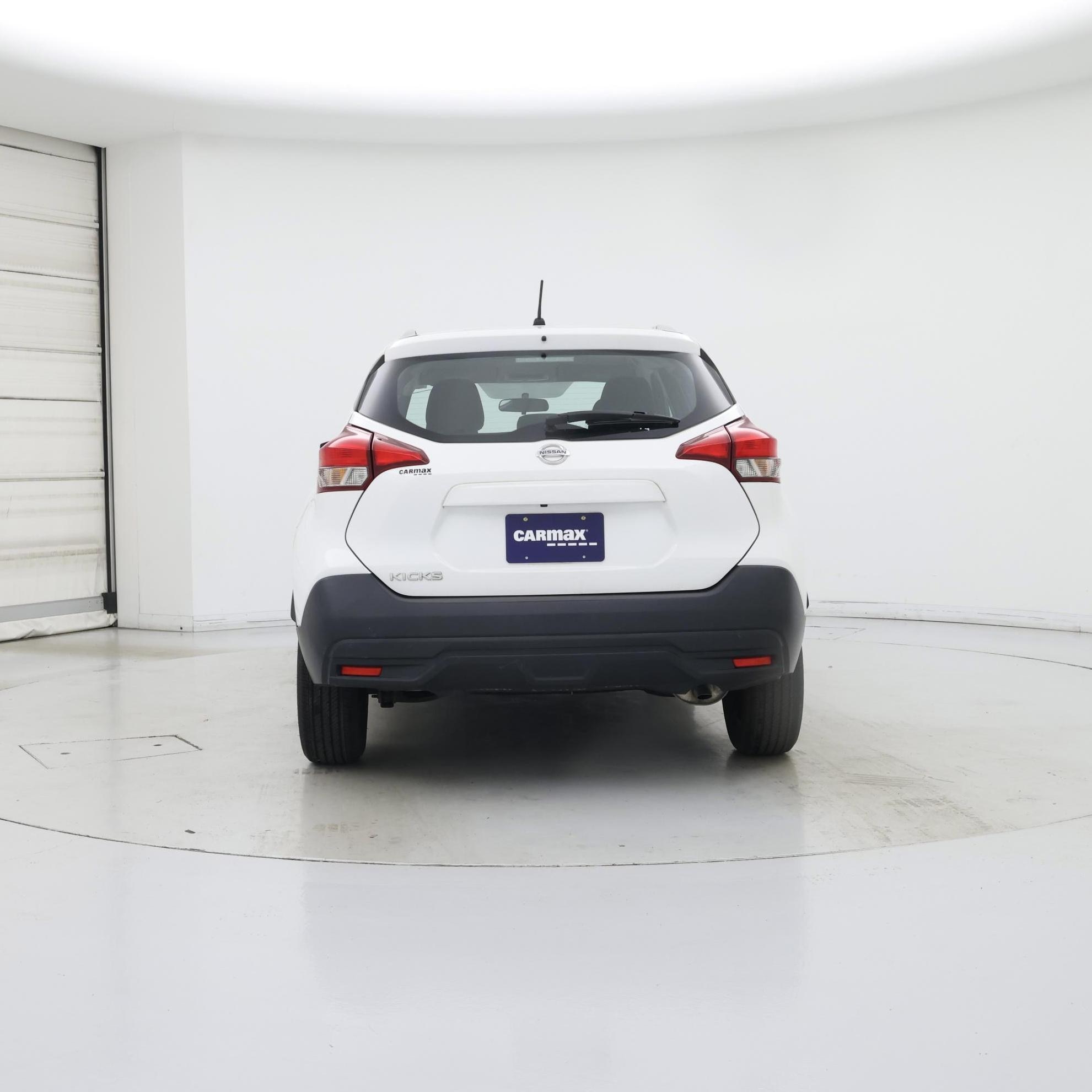 Thumbnail: 2018 Nissan Kicks - 6