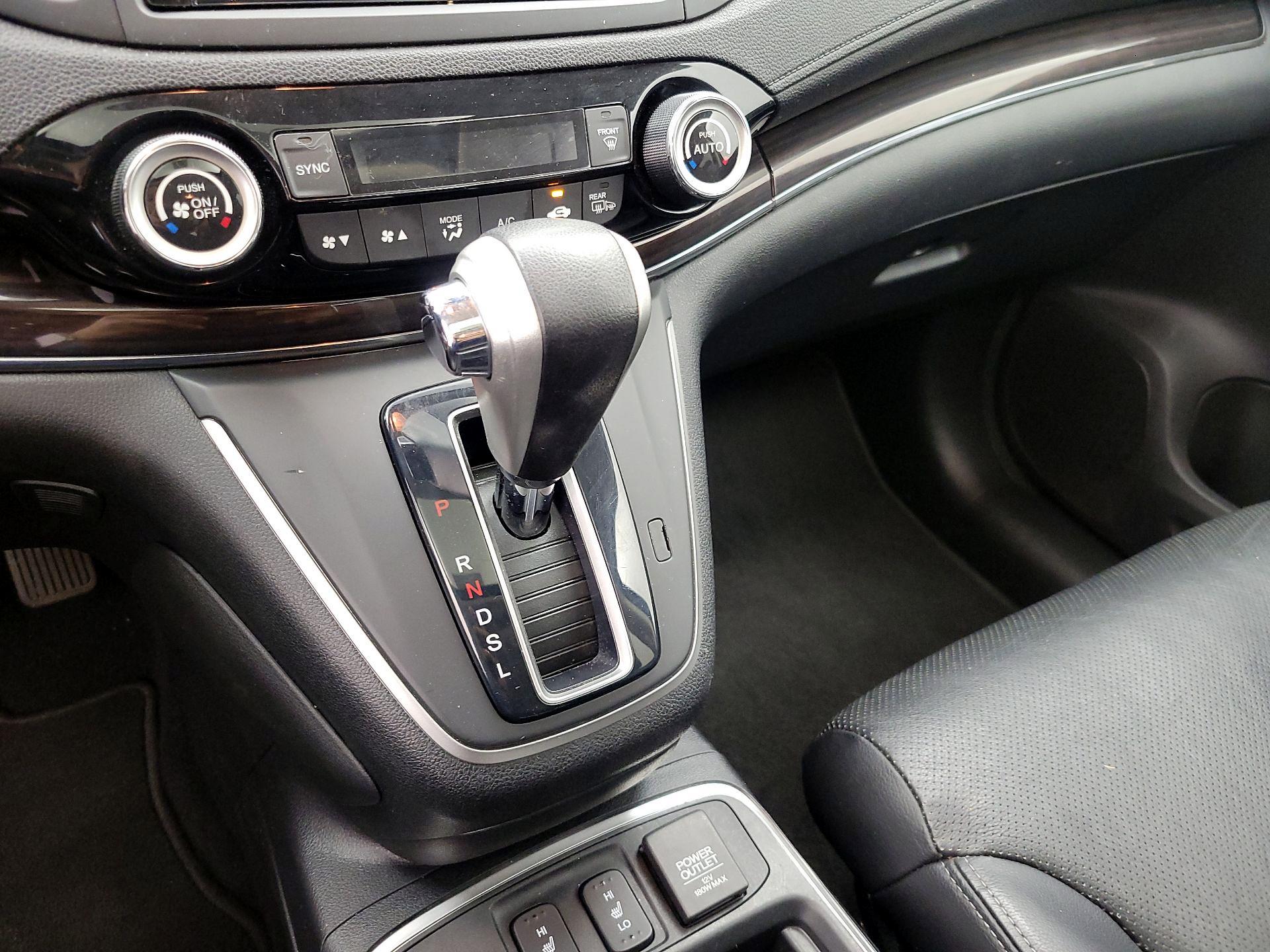Thumbnail: 2016 Honda CR-V - 17