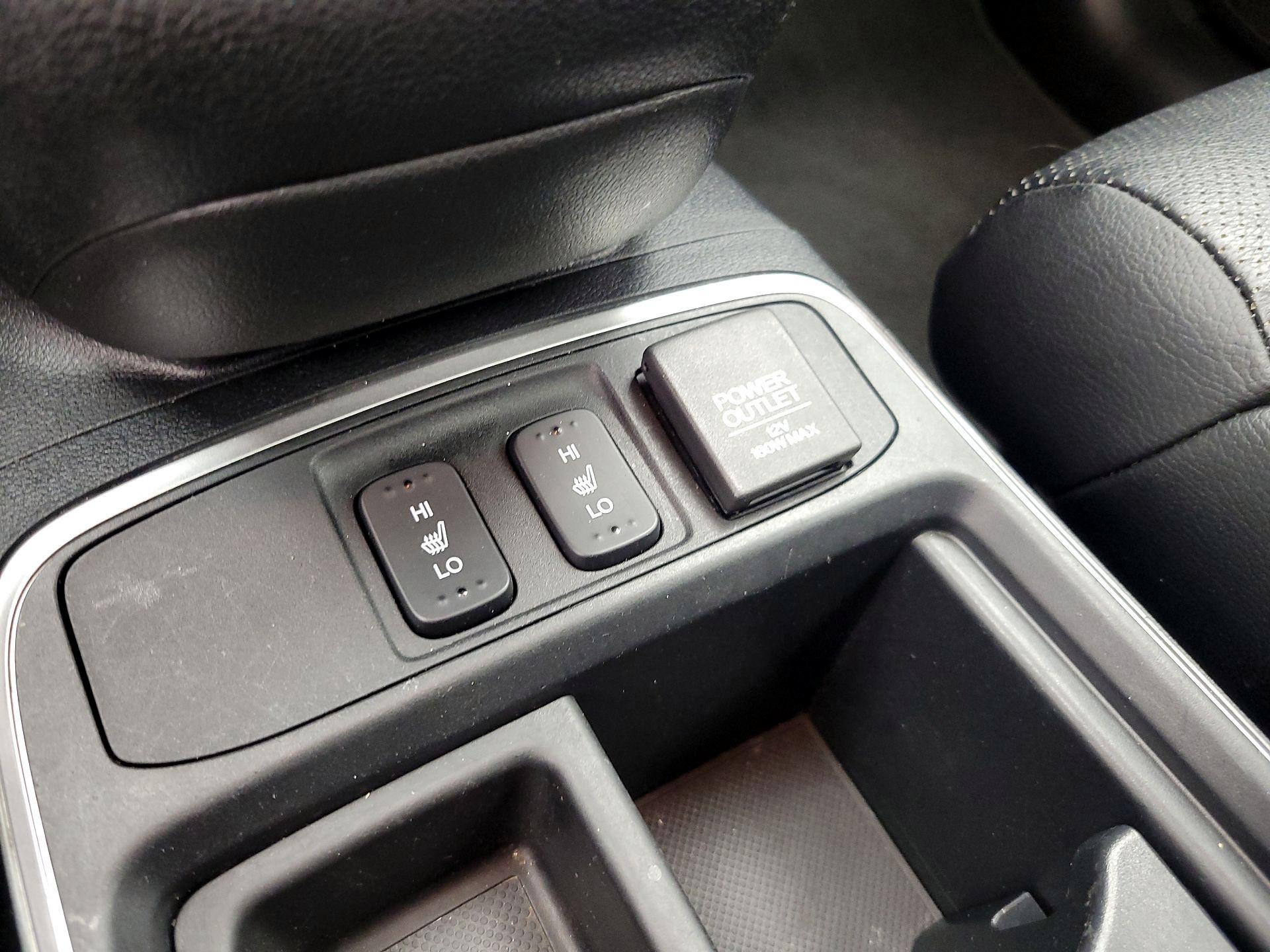 Thumbnail: 2016 Honda CR-V - 18