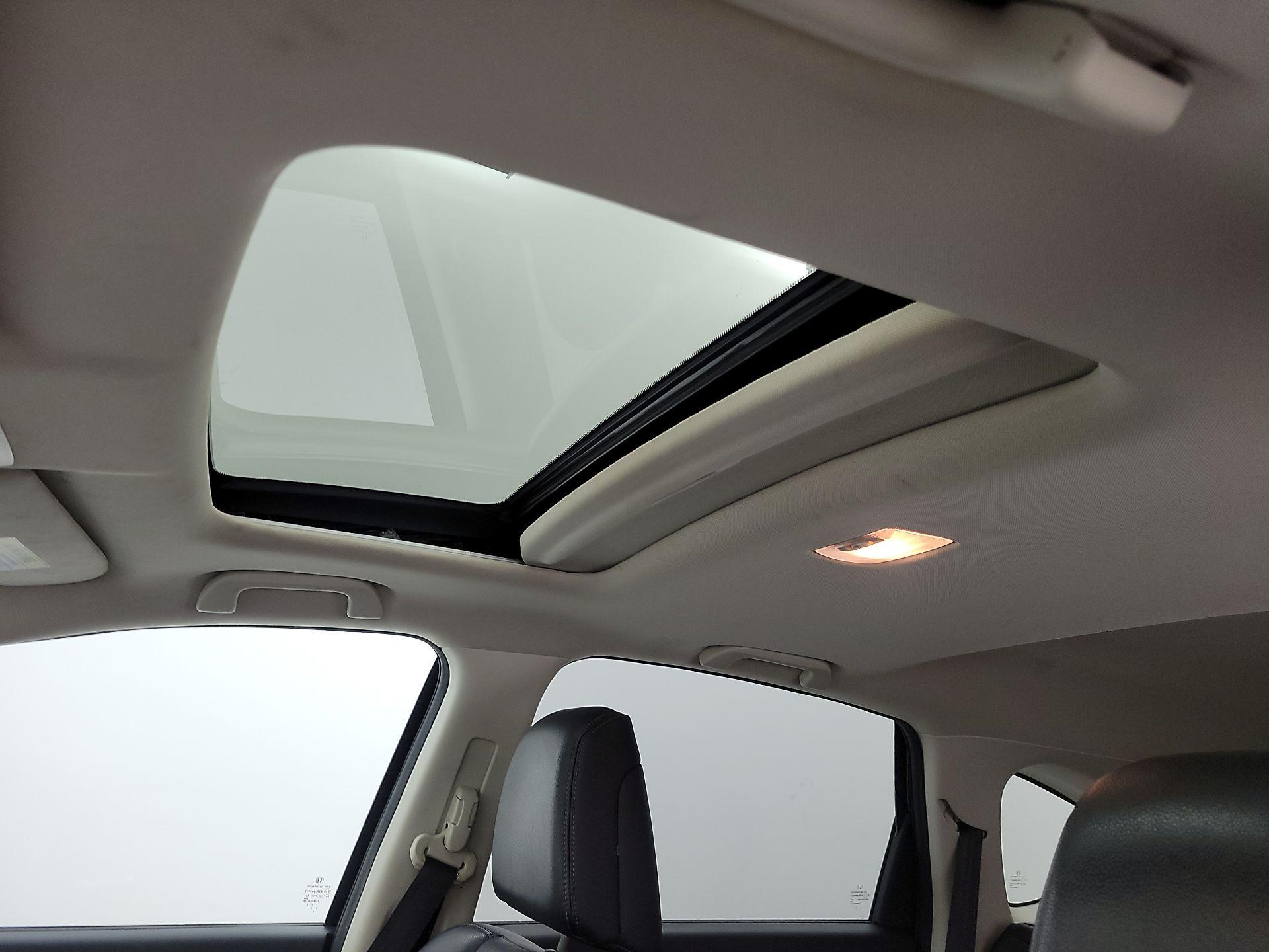 Thumbnail: 2016 Honda CR-V - 19