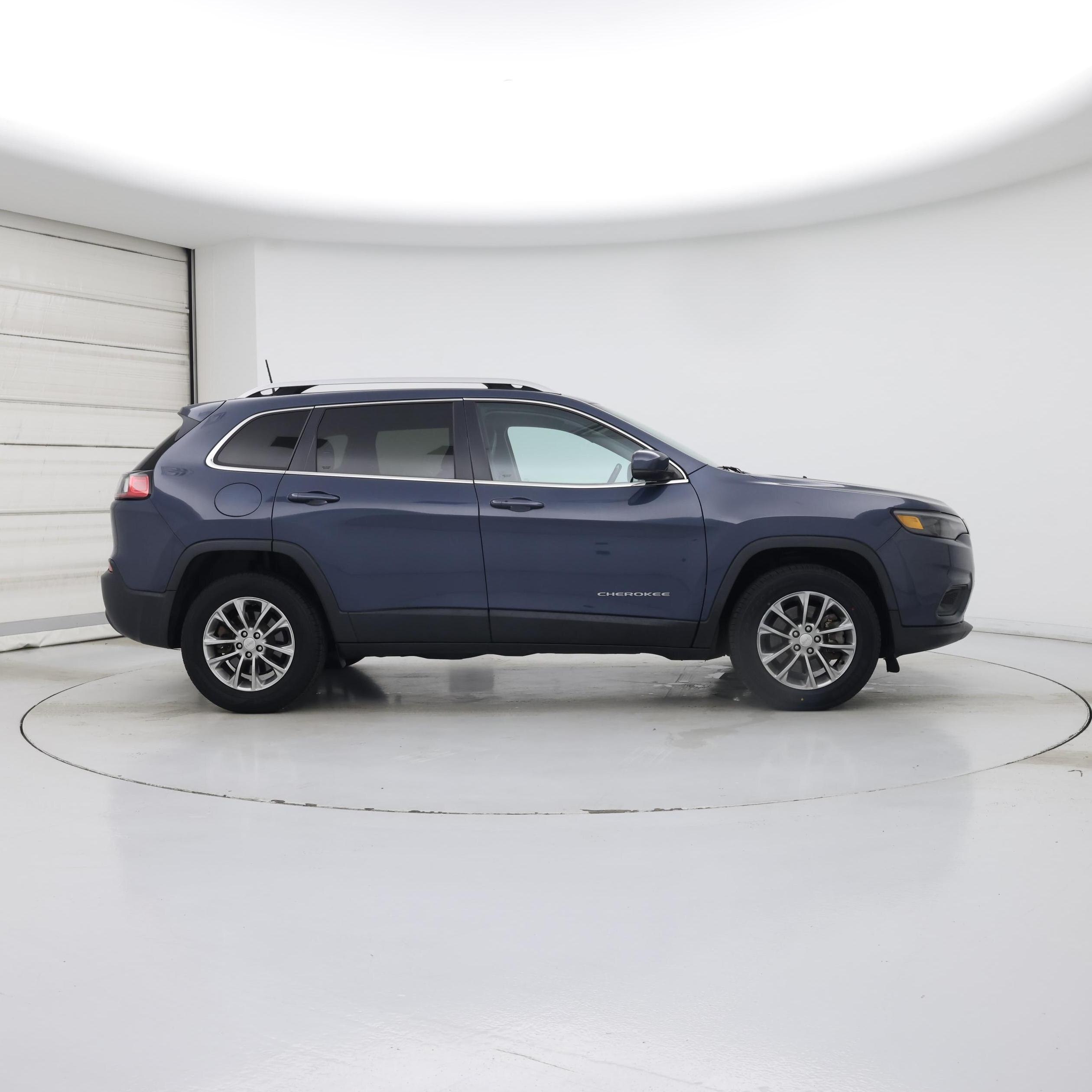 Thumbnail: 2020 Jeep Cherokee - 7