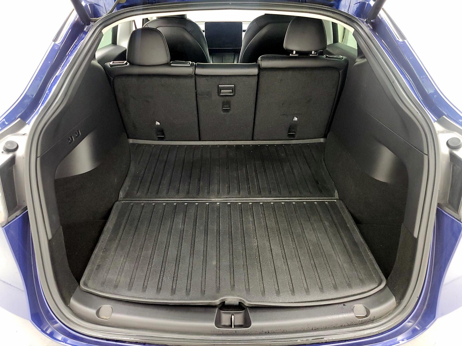 Thumbnail: 2022 Tesla Model Y - 19