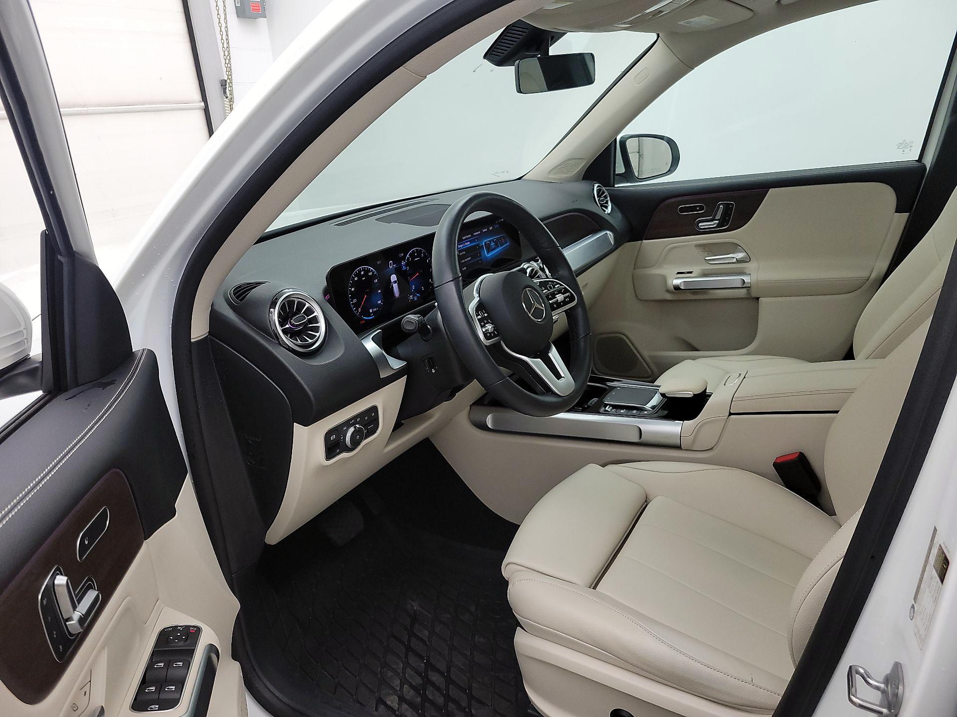 Thumbnail: 2023 Mercedes-Benz GLB - 11