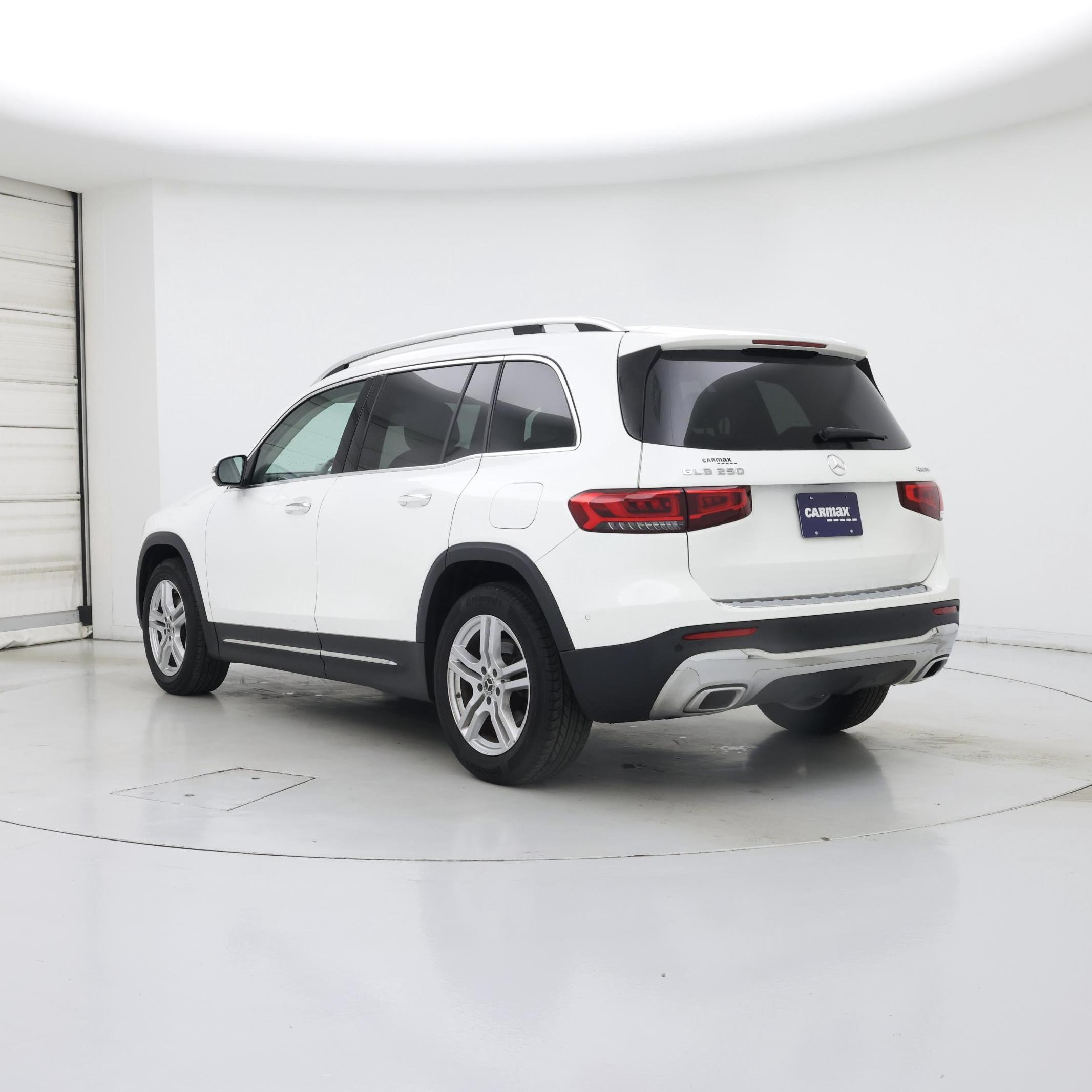 Thumbnail: 2023 Mercedes-Benz GLB - 2