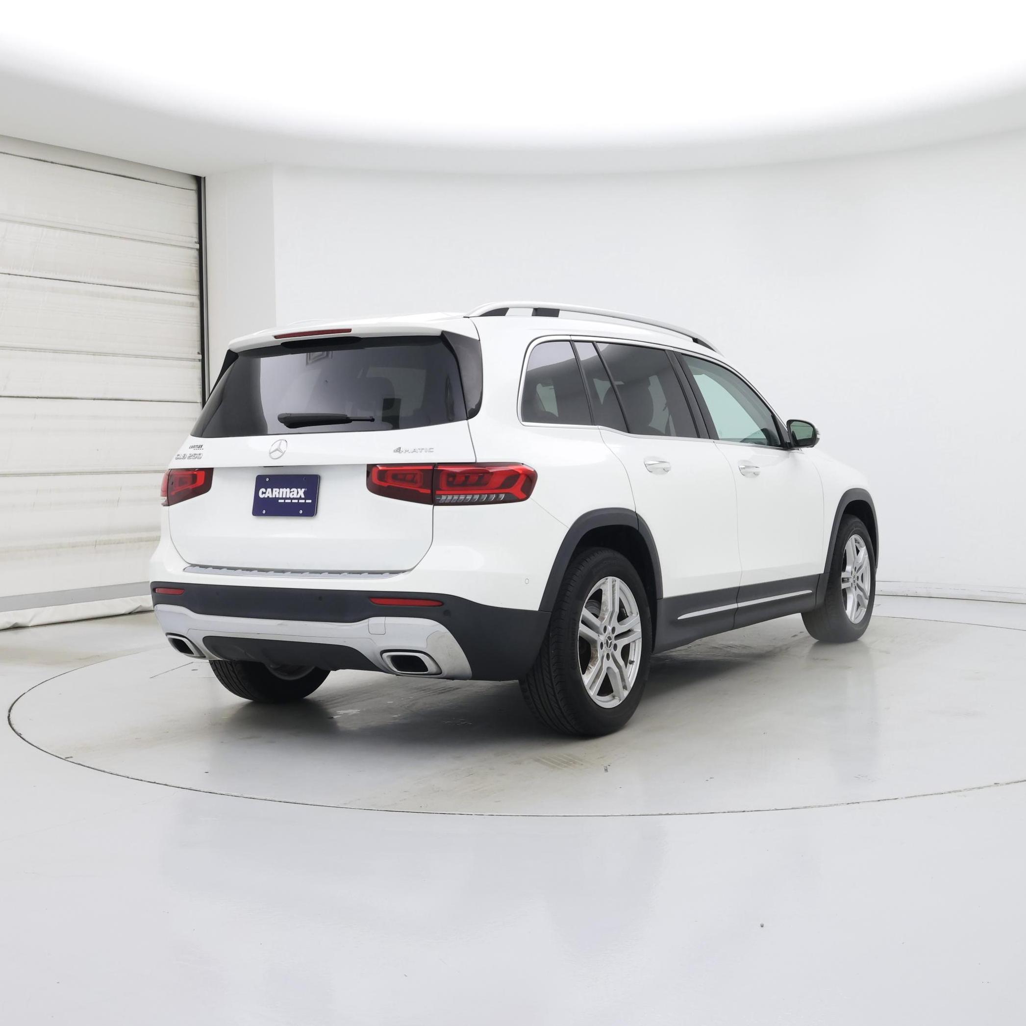 Thumbnail: 2023 Mercedes-Benz GLB - 8