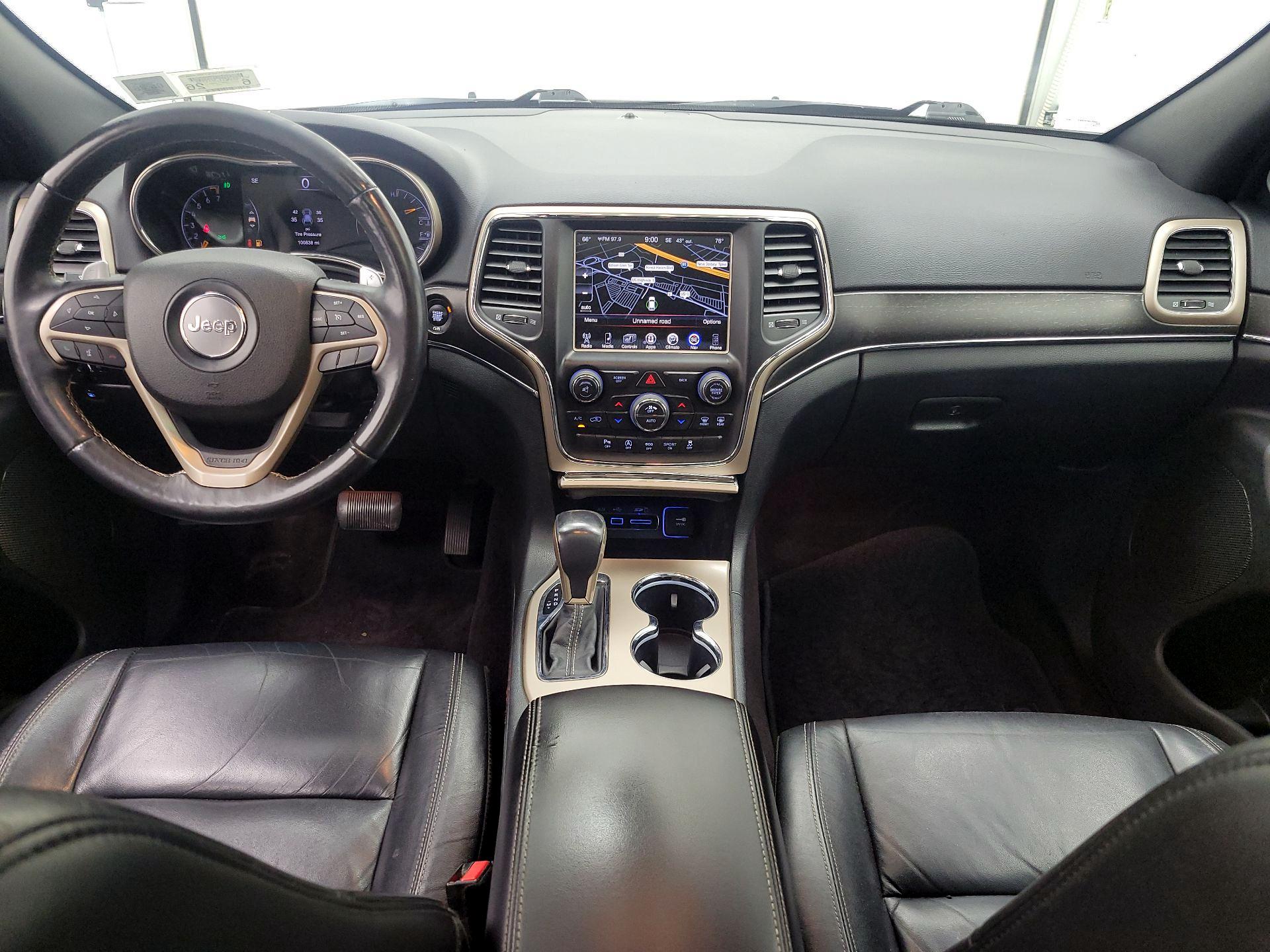 Thumbnail: 2017 Jeep Grand Cherokee - 9