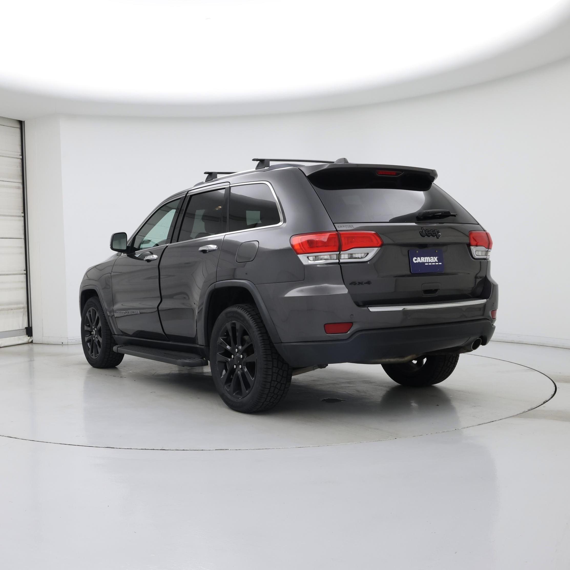 Thumbnail: 2017 Jeep Grand Cherokee - 2
