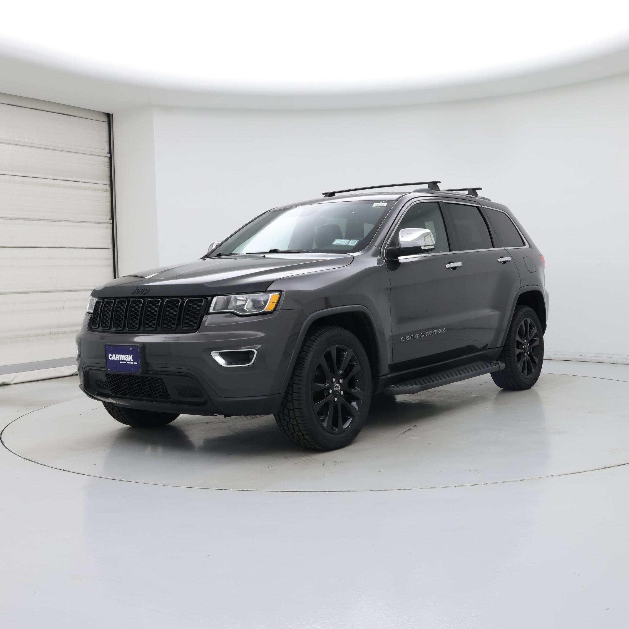 Thumbnail: 2017 Jeep Grand Cherokee - 4