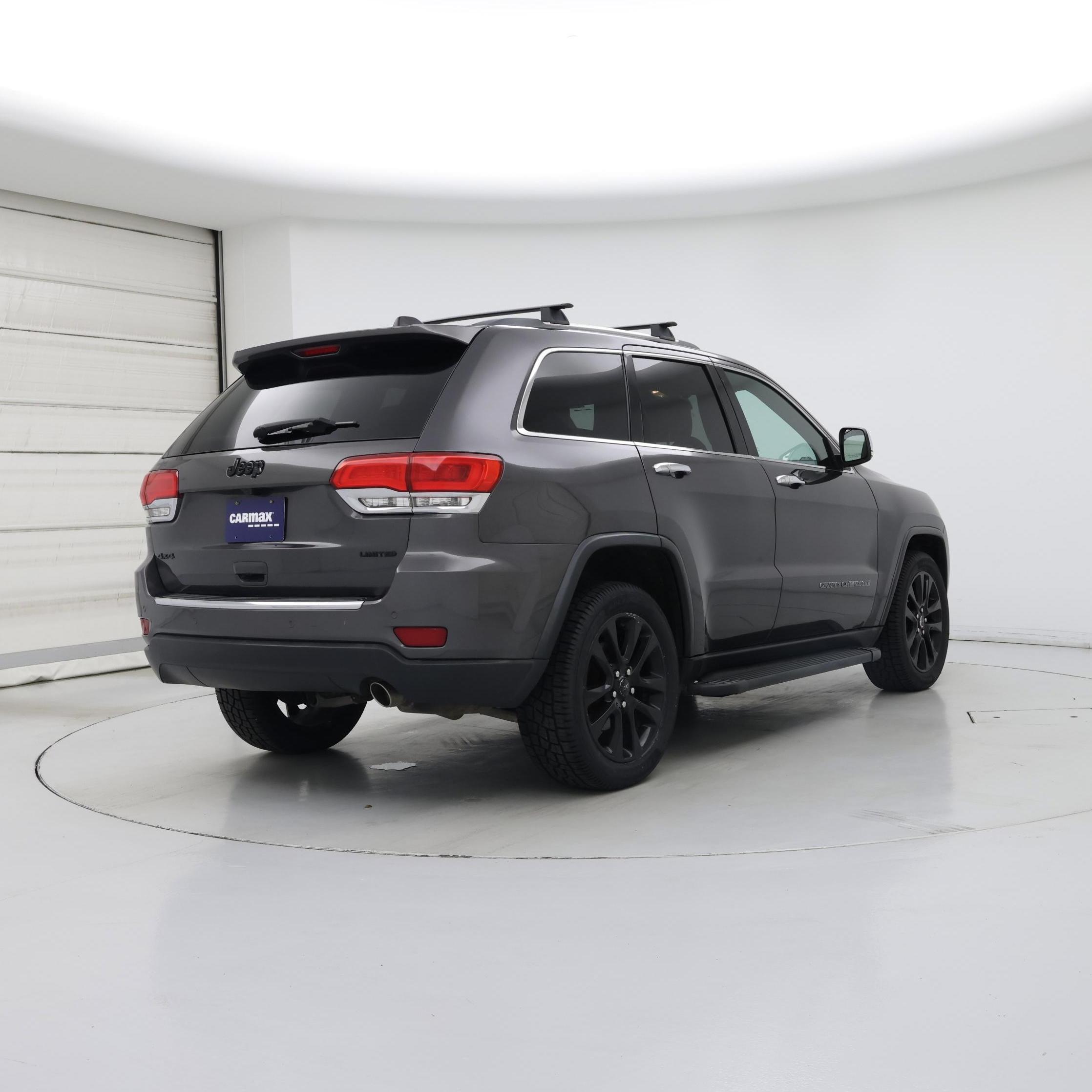 Thumbnail: 2017 Jeep Grand Cherokee - 8