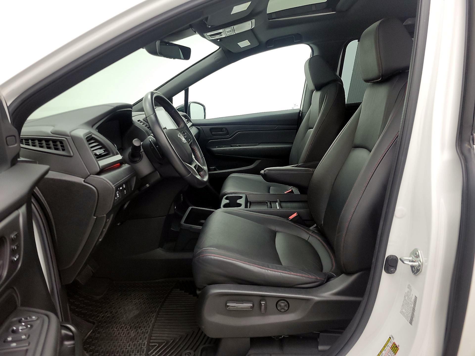 Thumbnail: 2023 Honda Odyssey - 11