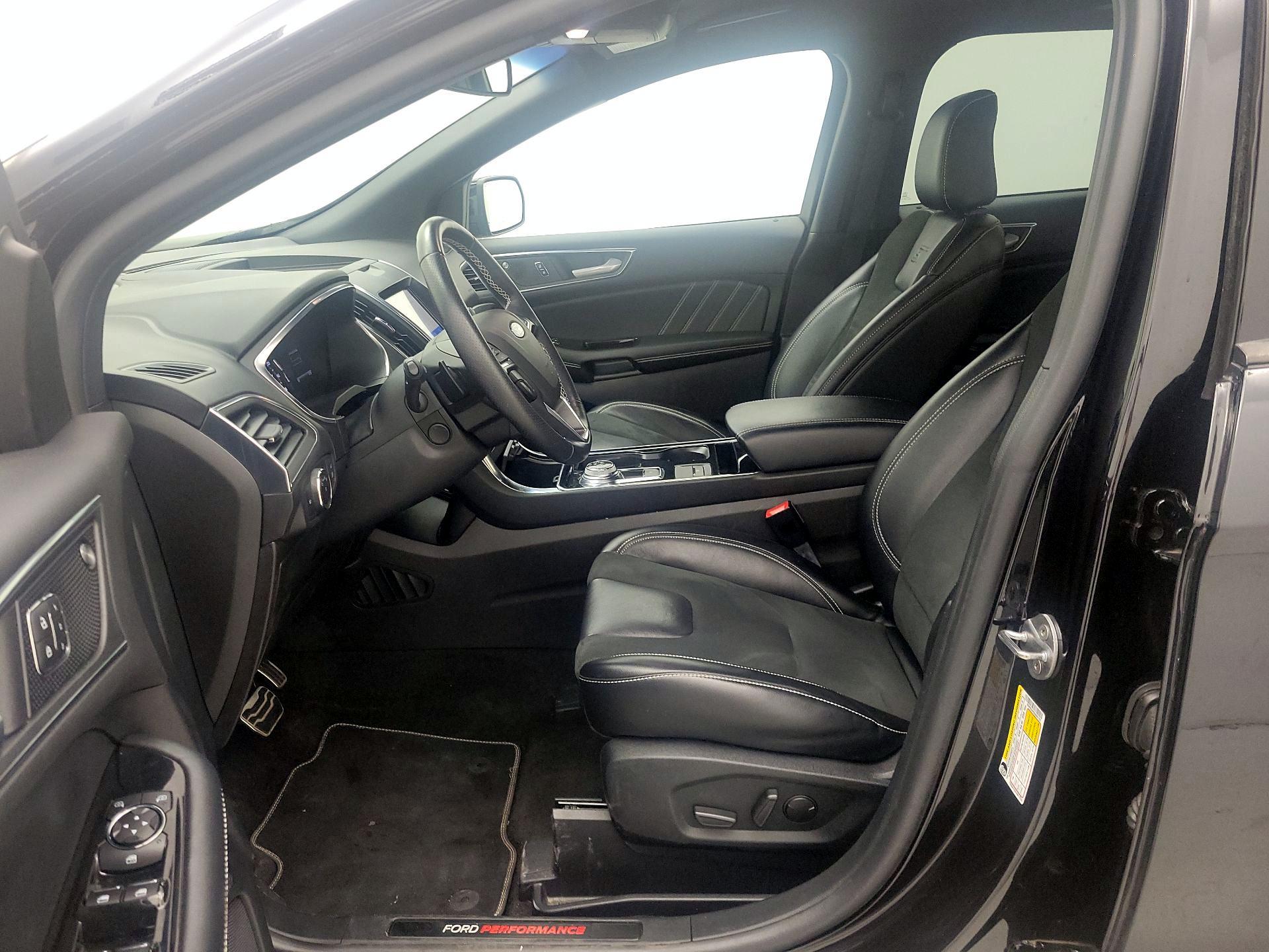 Thumbnail: 2020 Ford Edge - 11