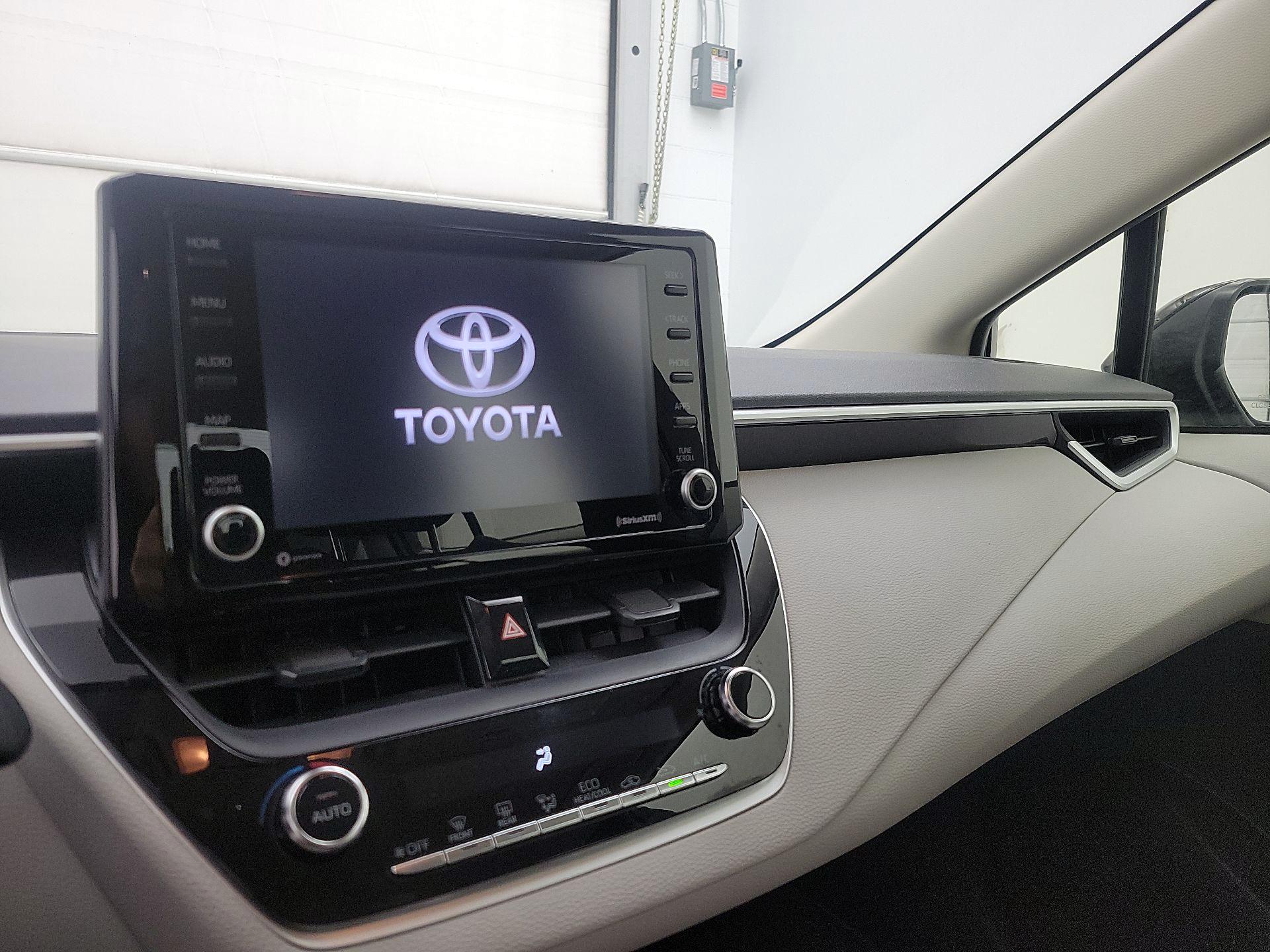 Thumbnail: 2022 Toyota Corolla - 16