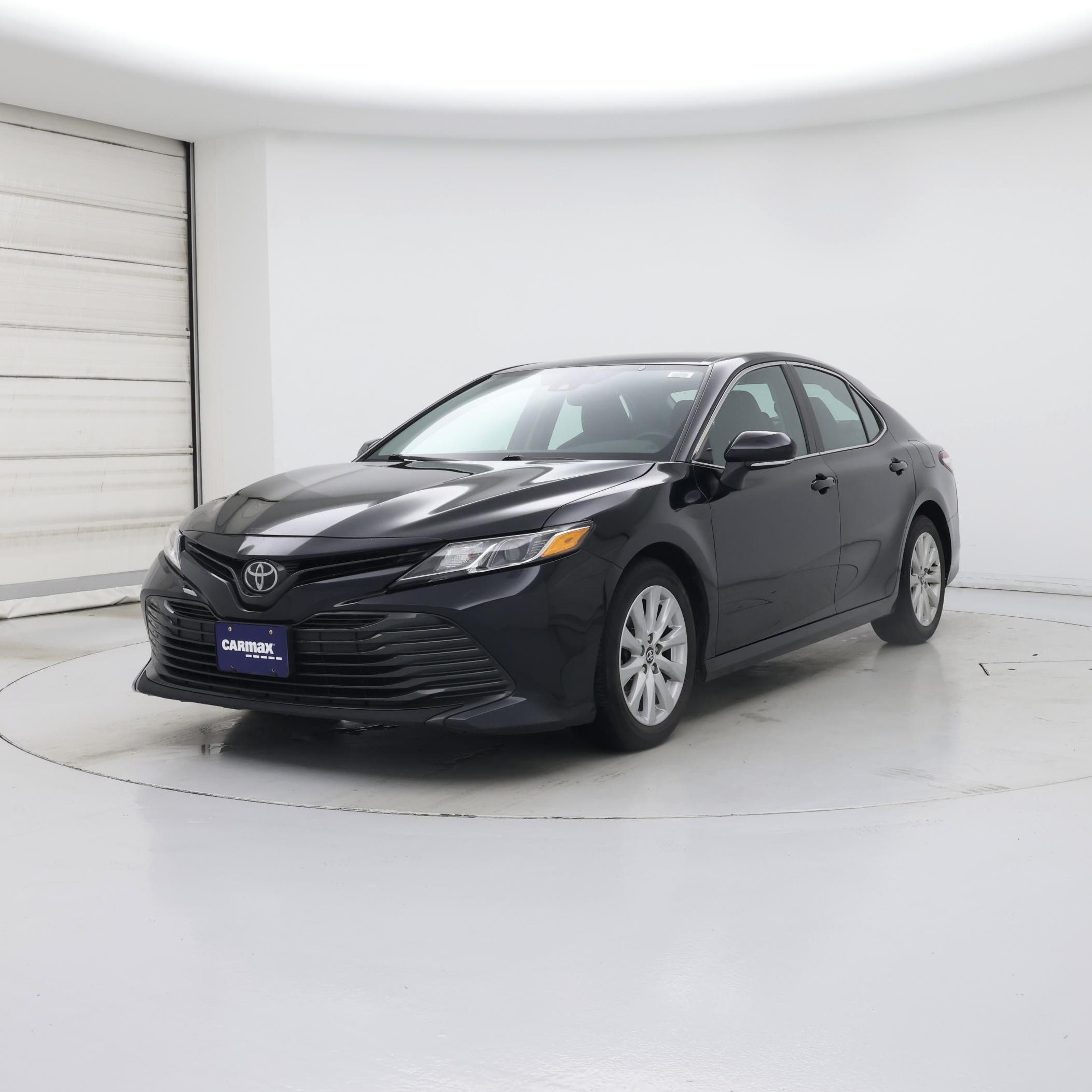 Thumbnail: 2020 Toyota Camry - 4