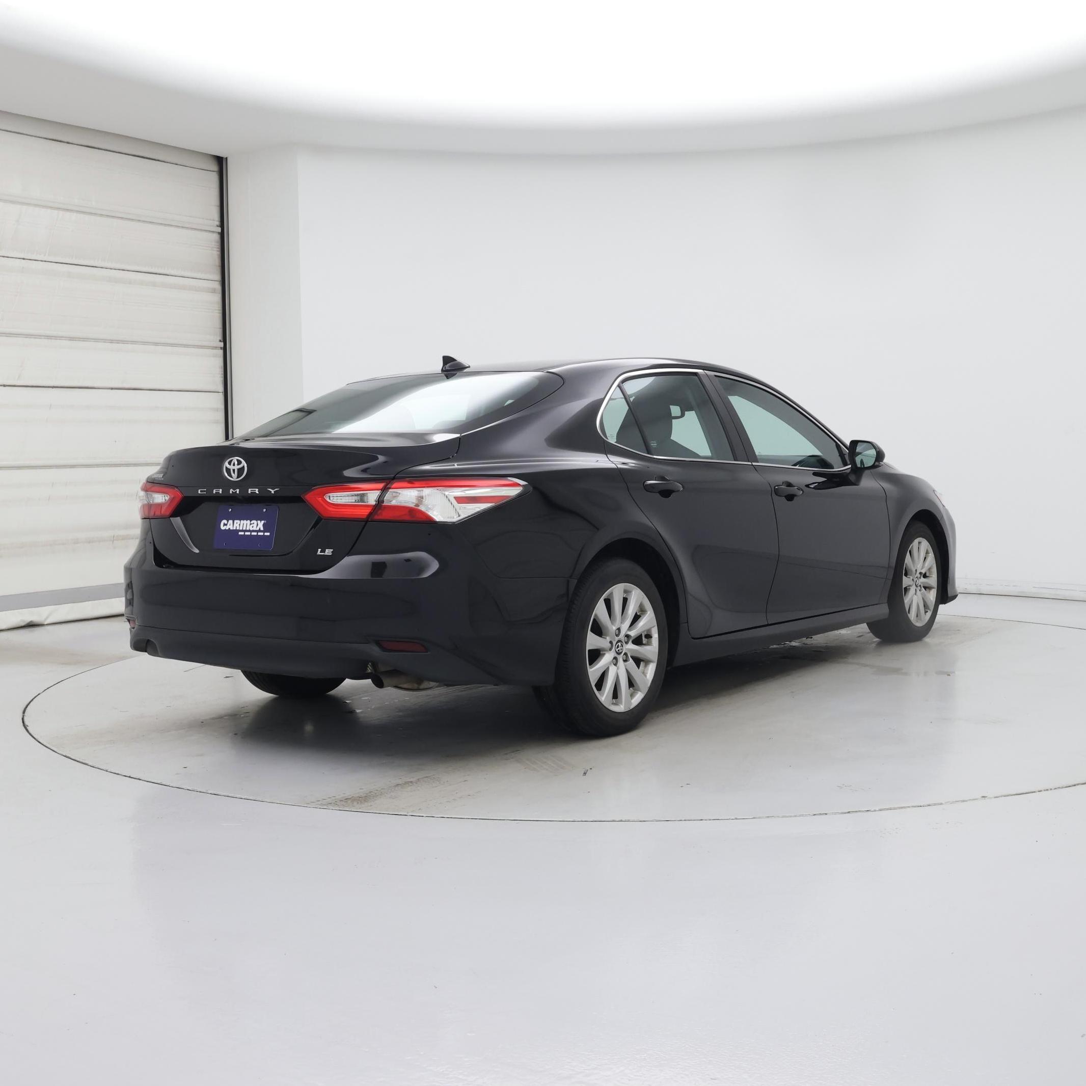 Thumbnail: 2020 Toyota Camry - 8