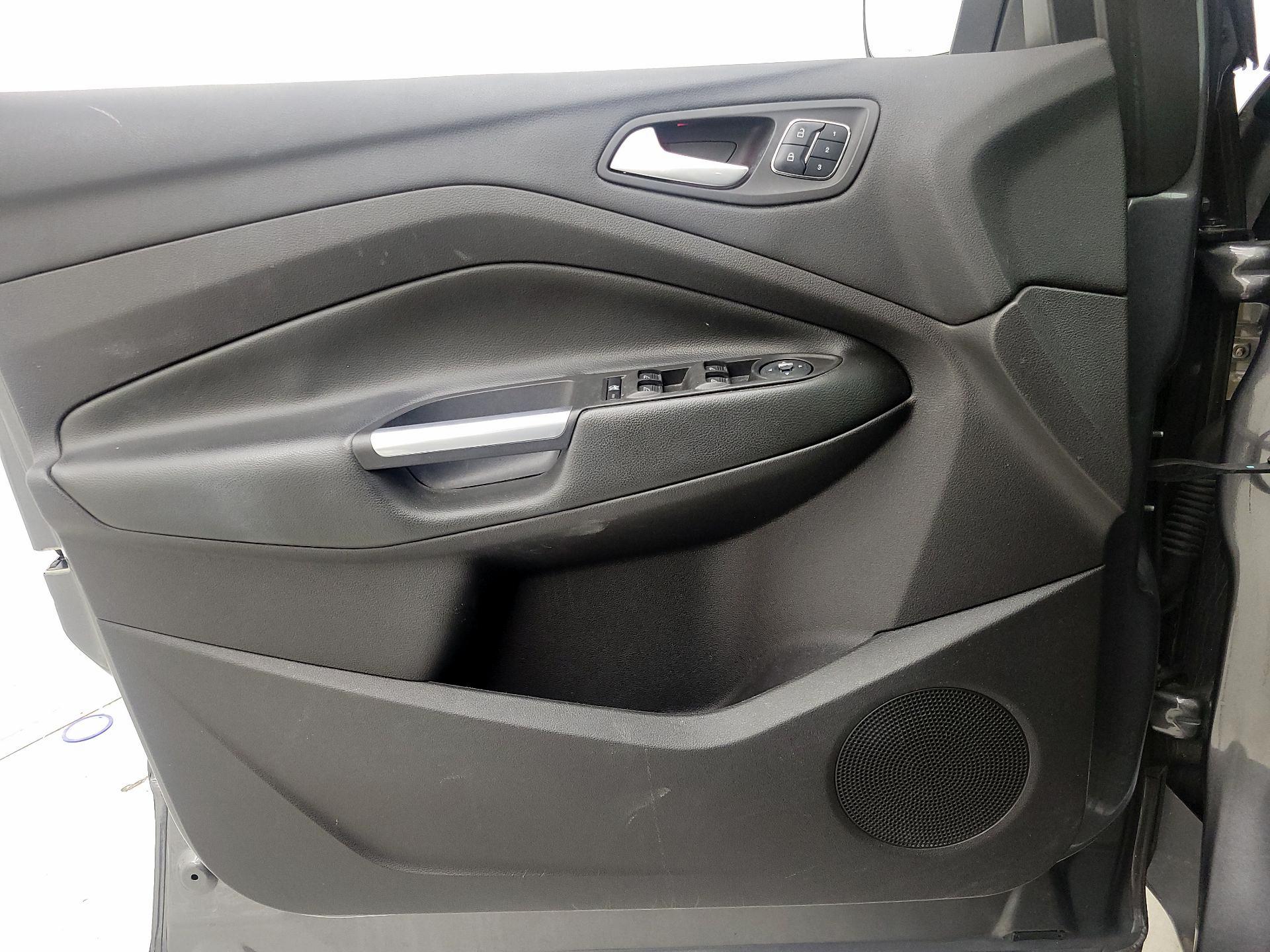 Thumbnail: 2014 Ford Escape - 12
