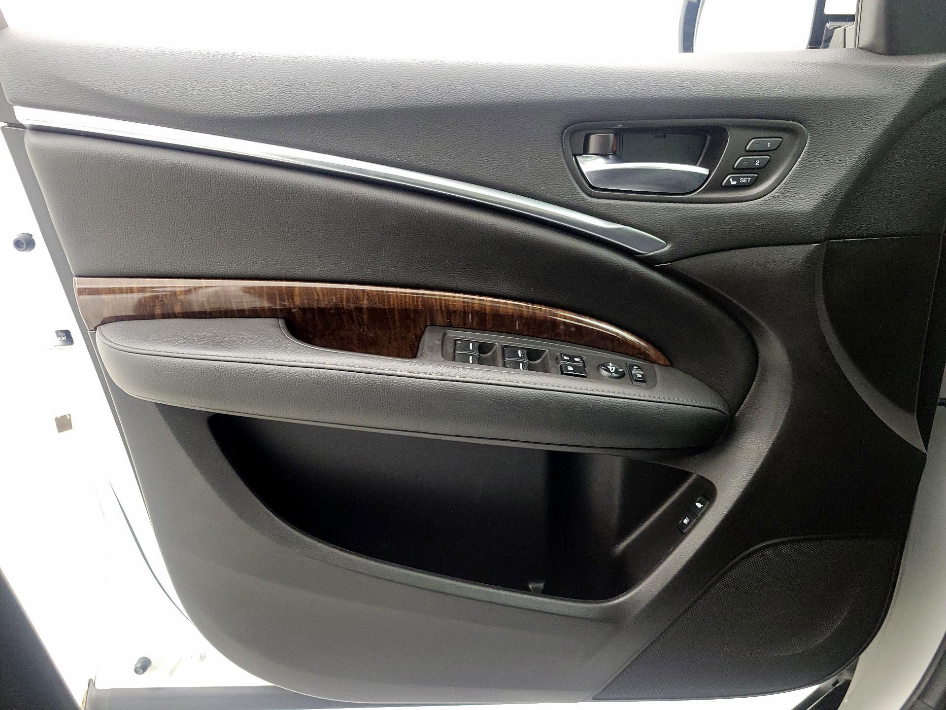 Thumbnail: 2020 Acura MDX - 12