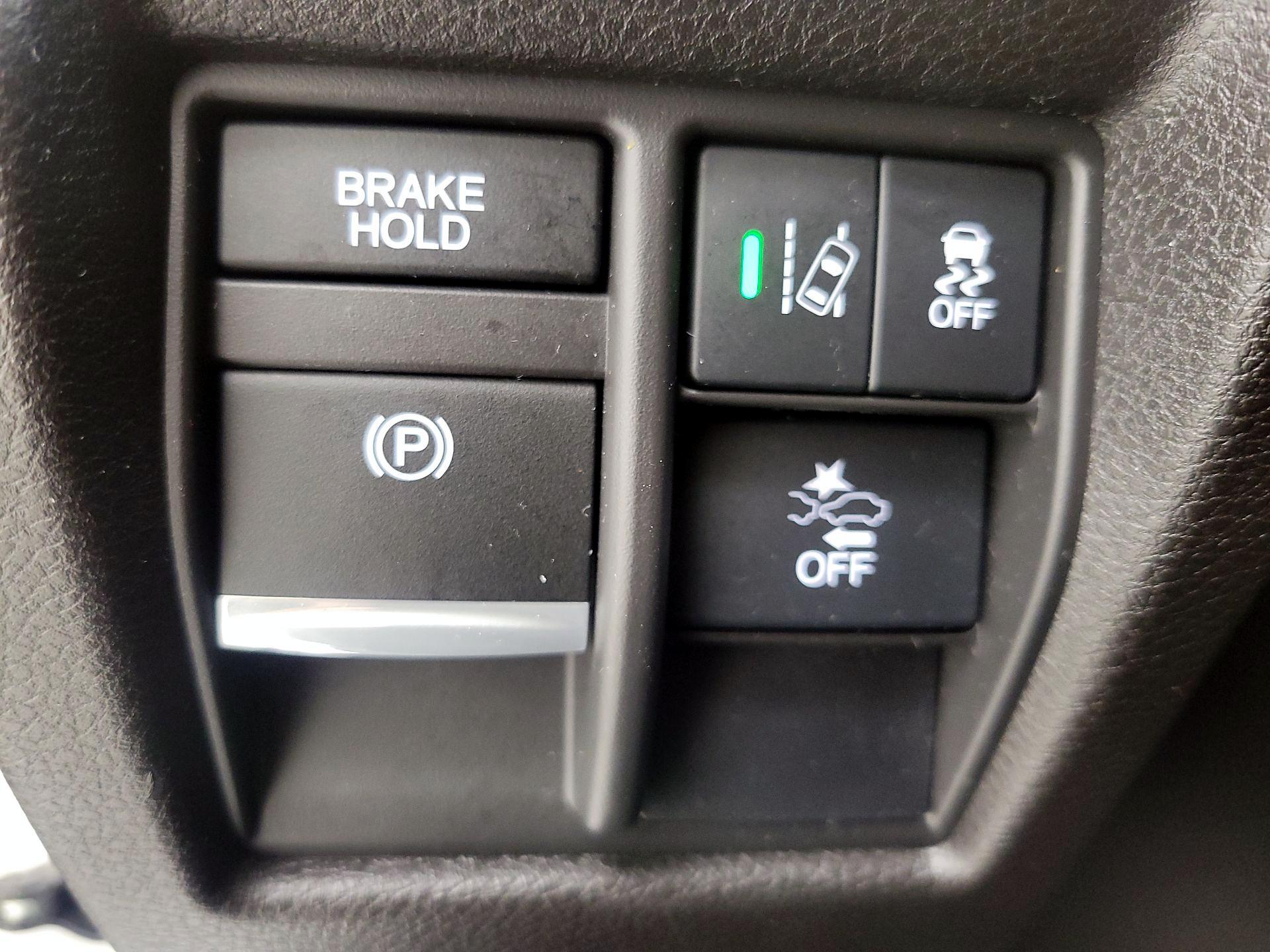 Thumbnail: 2020 Acura MDX - 13