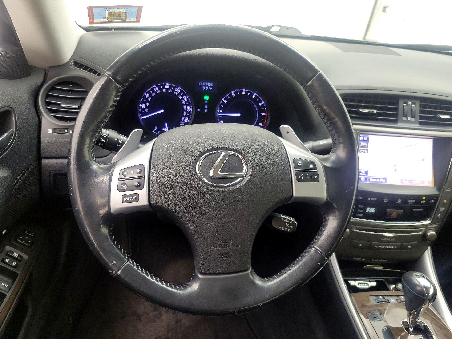 Thumbnail: 2014 Lexus IS - 10