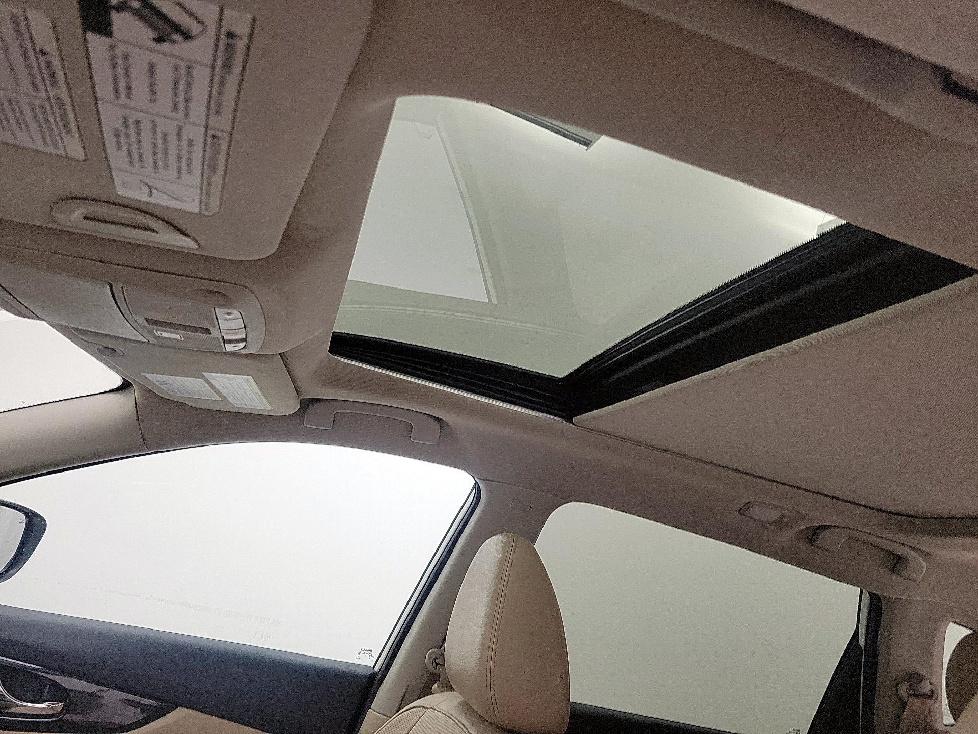 Thumbnail: 2019 Nissan Rogue - 18