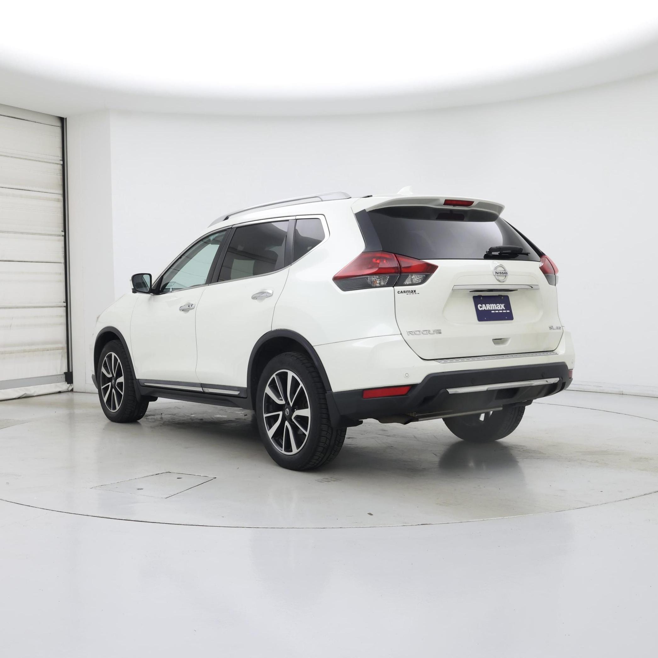 Thumbnail: 2019 Nissan Rogue - 2