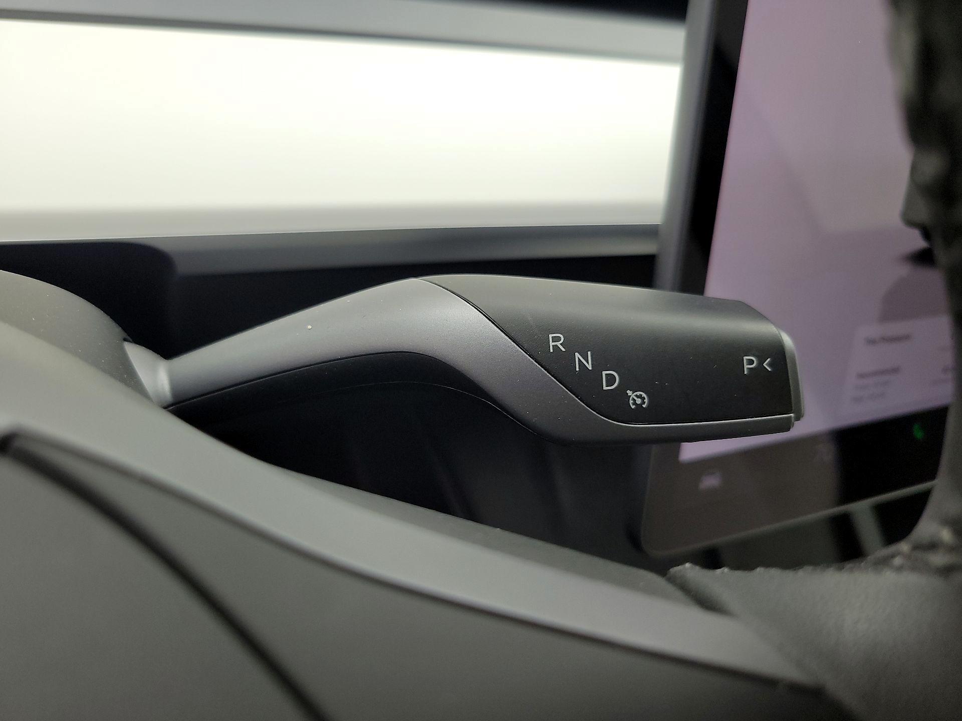 Thumbnail: 2023 Tesla Model Y - 17