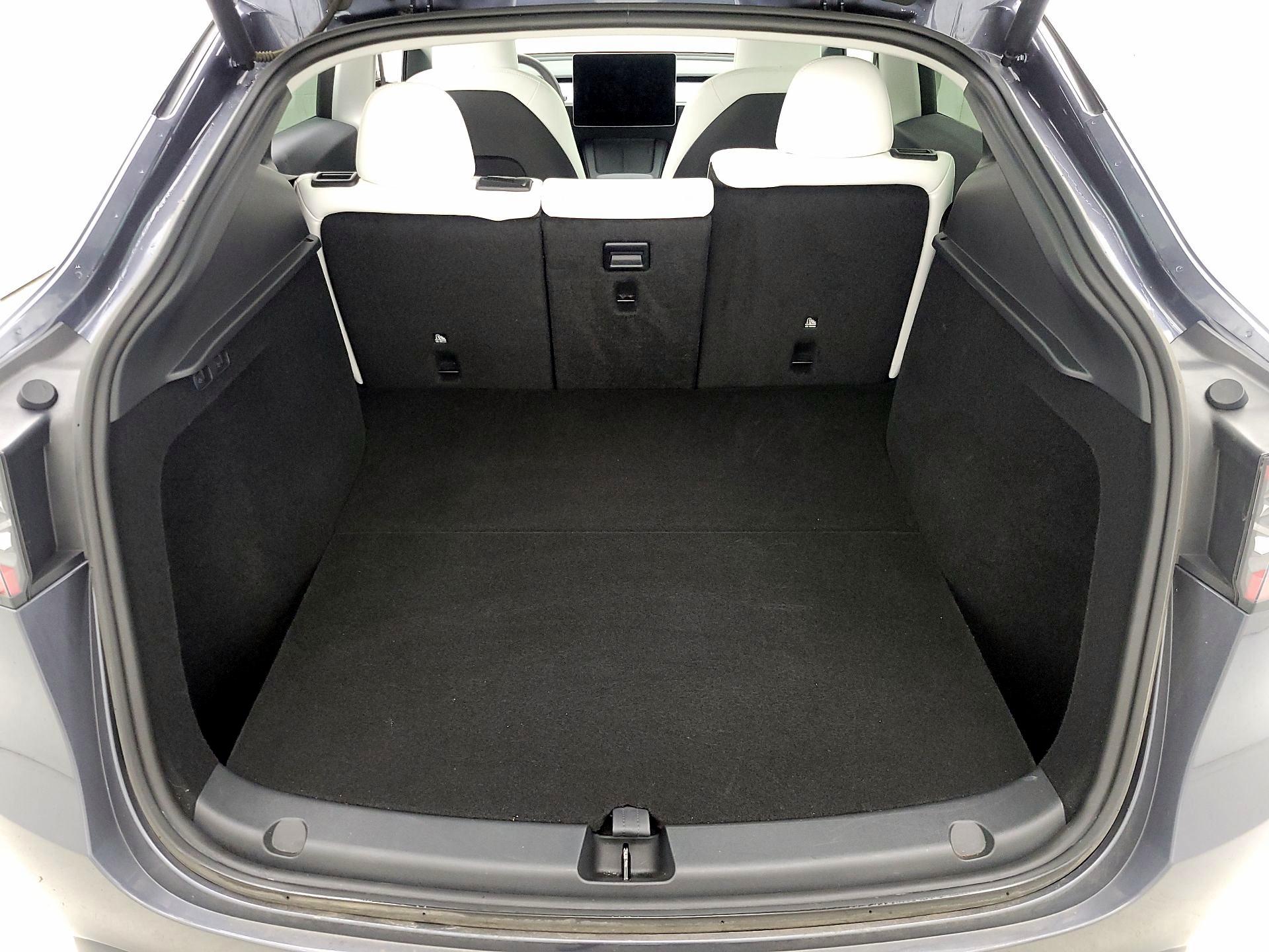 Thumbnail: 2023 Tesla Model Y - 19