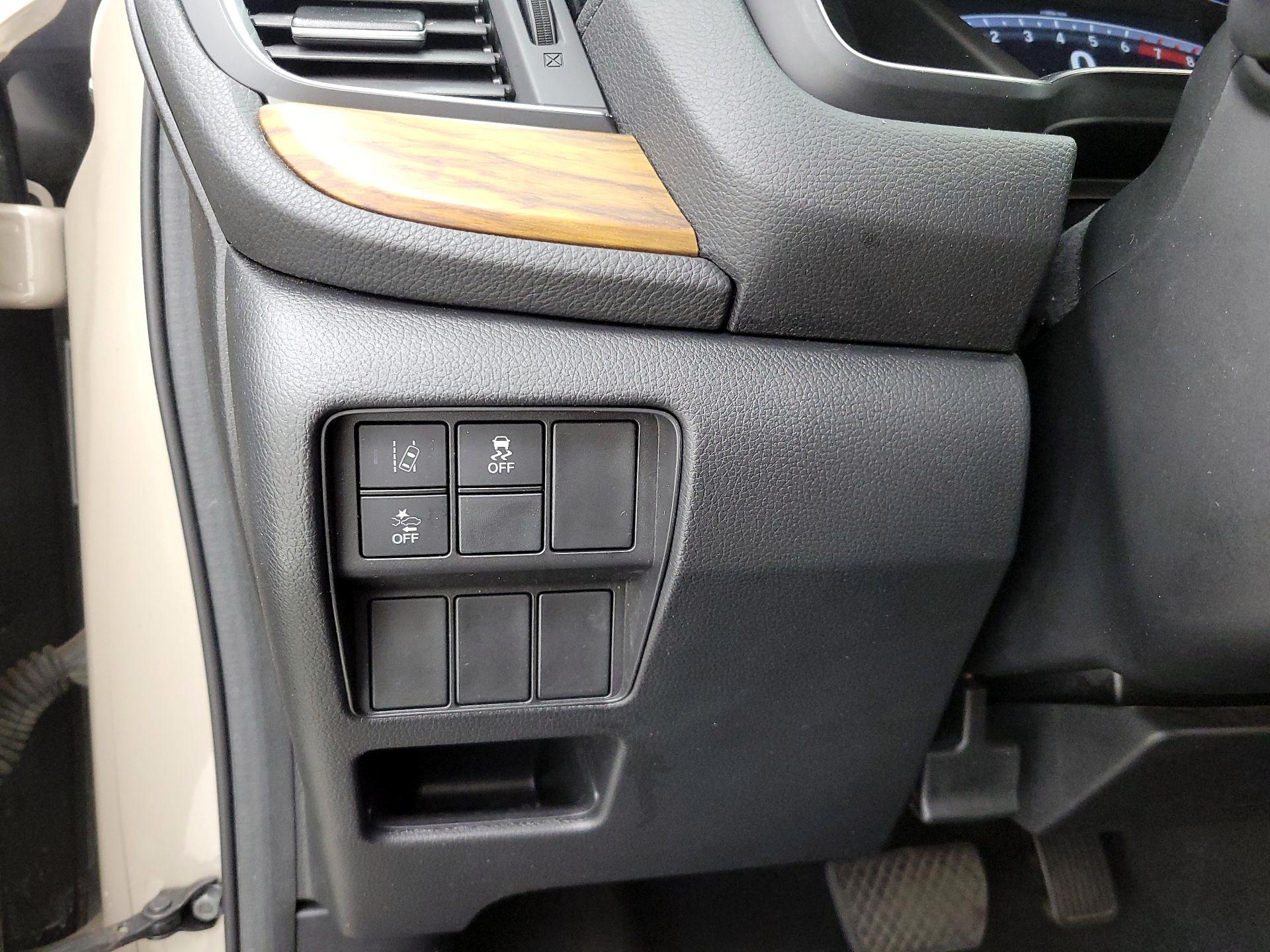 Thumbnail: 2018 Honda CR-V - 13