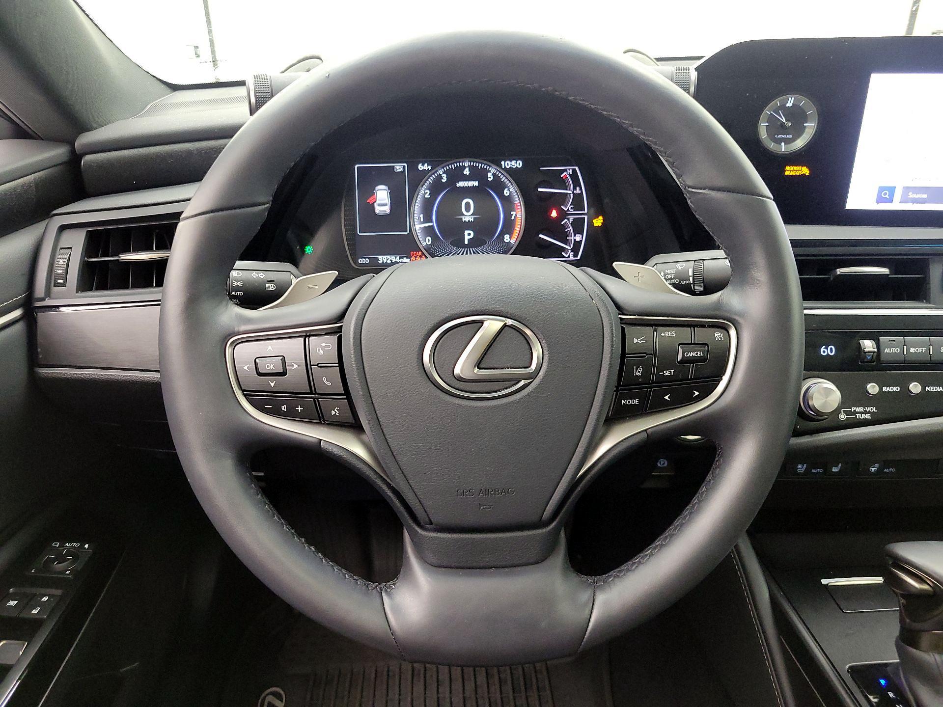 Thumbnail: 2025 Lexus ES - 10