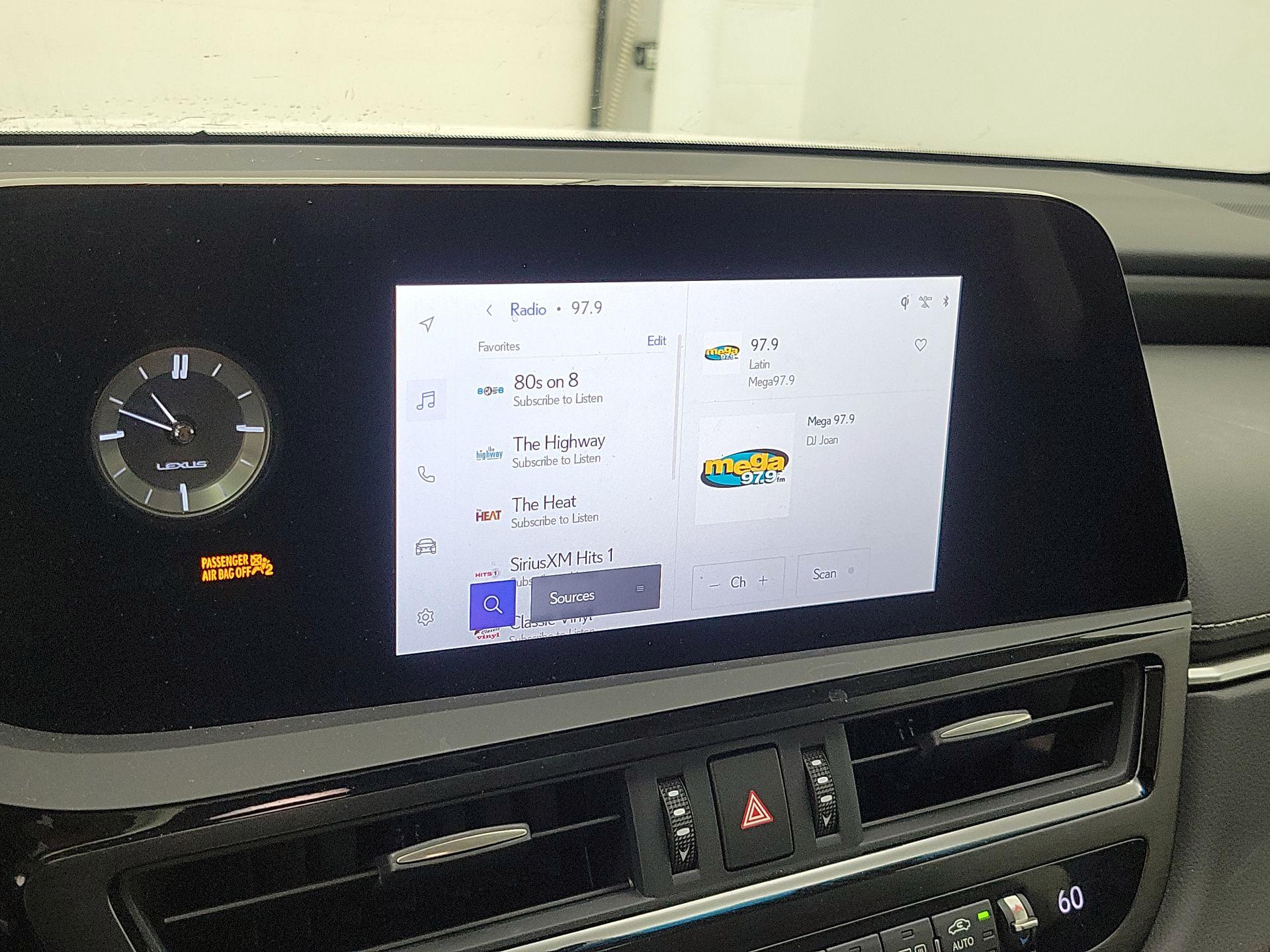 Thumbnail: 2025 Lexus ES - 15