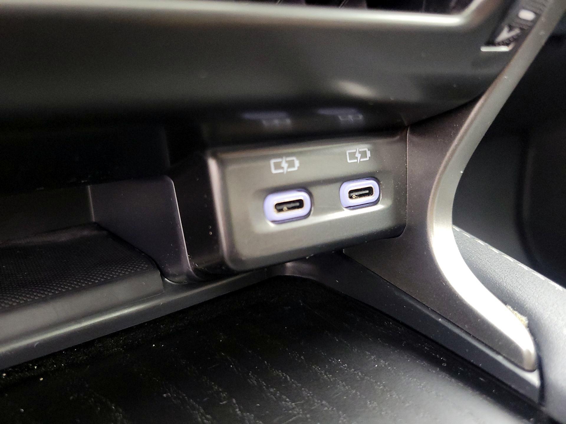 Thumbnail: 2023 Lexus RX - 18