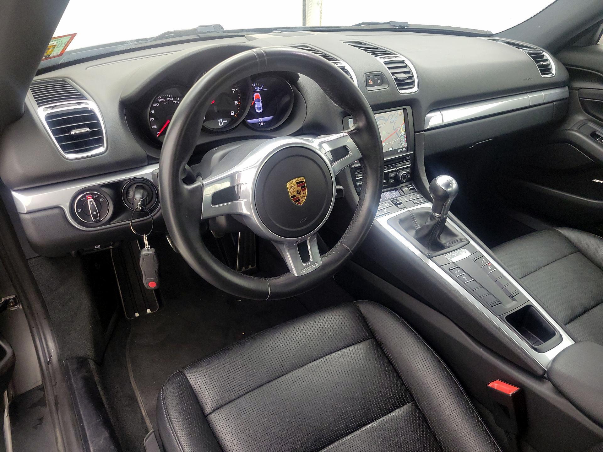 Thumbnail: 2016 Porsche Cayman - 9