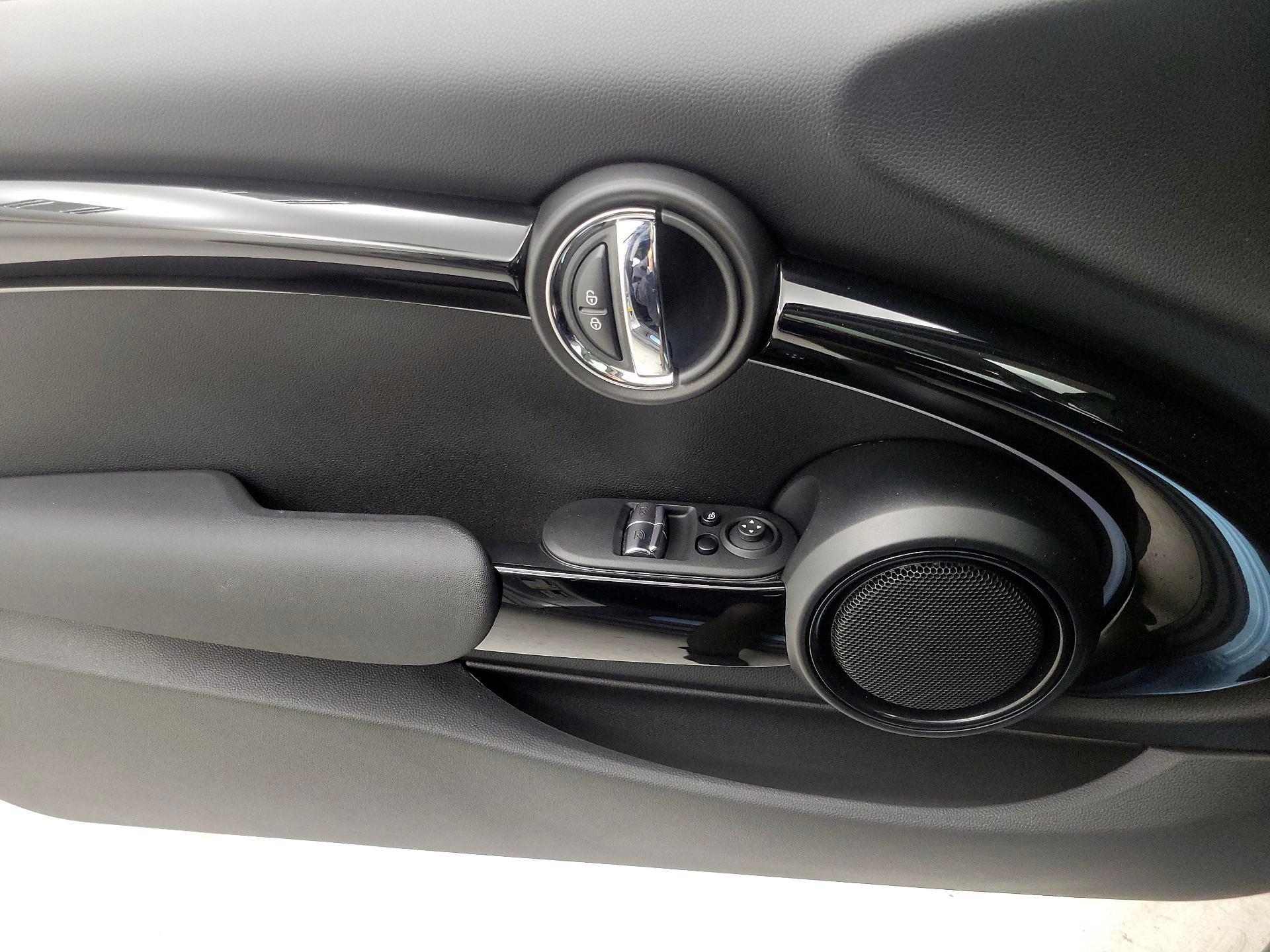 Thumbnail: 2023 MINI Cooper Hardtop - 12