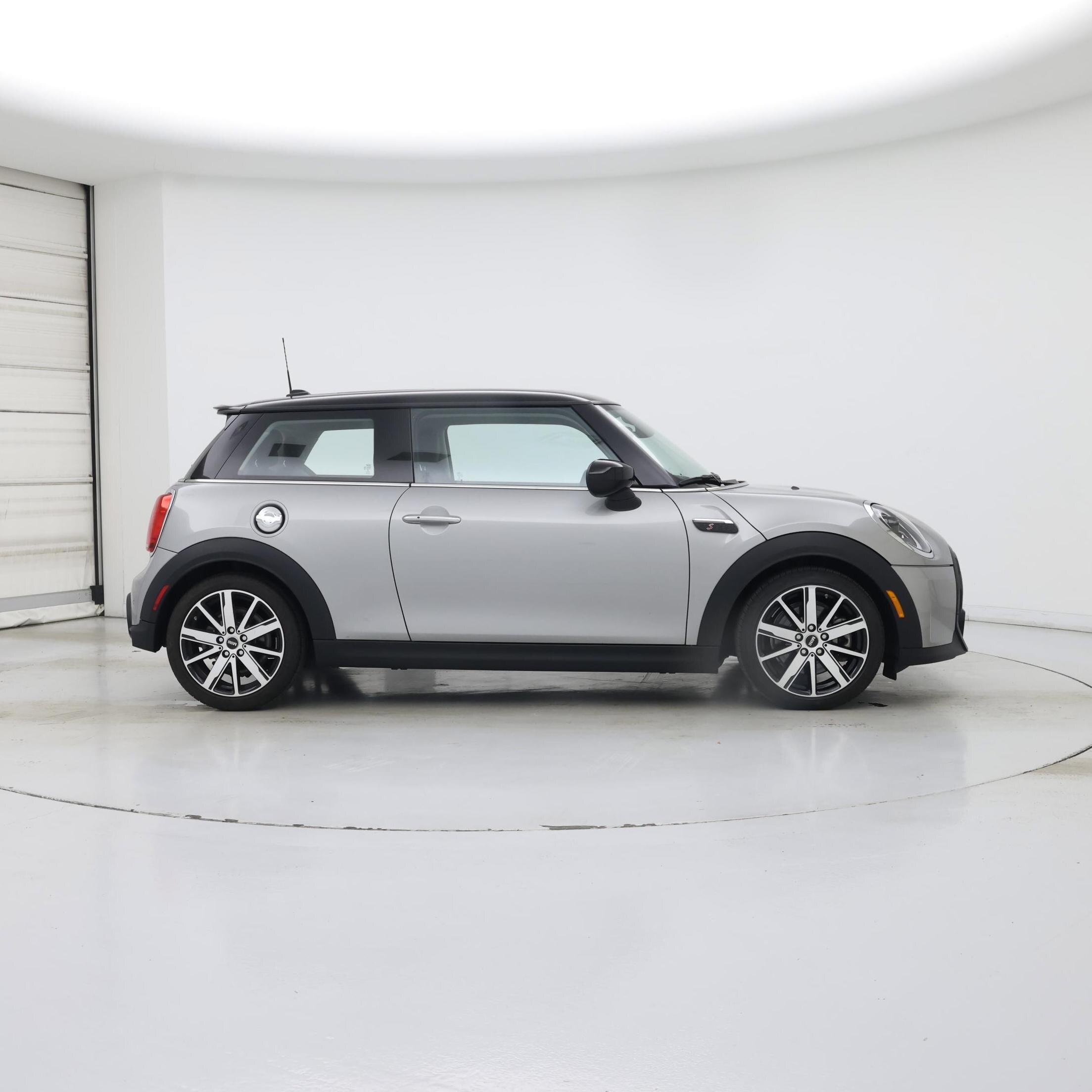Thumbnail: 2023 MINI Cooper Hardtop - 7