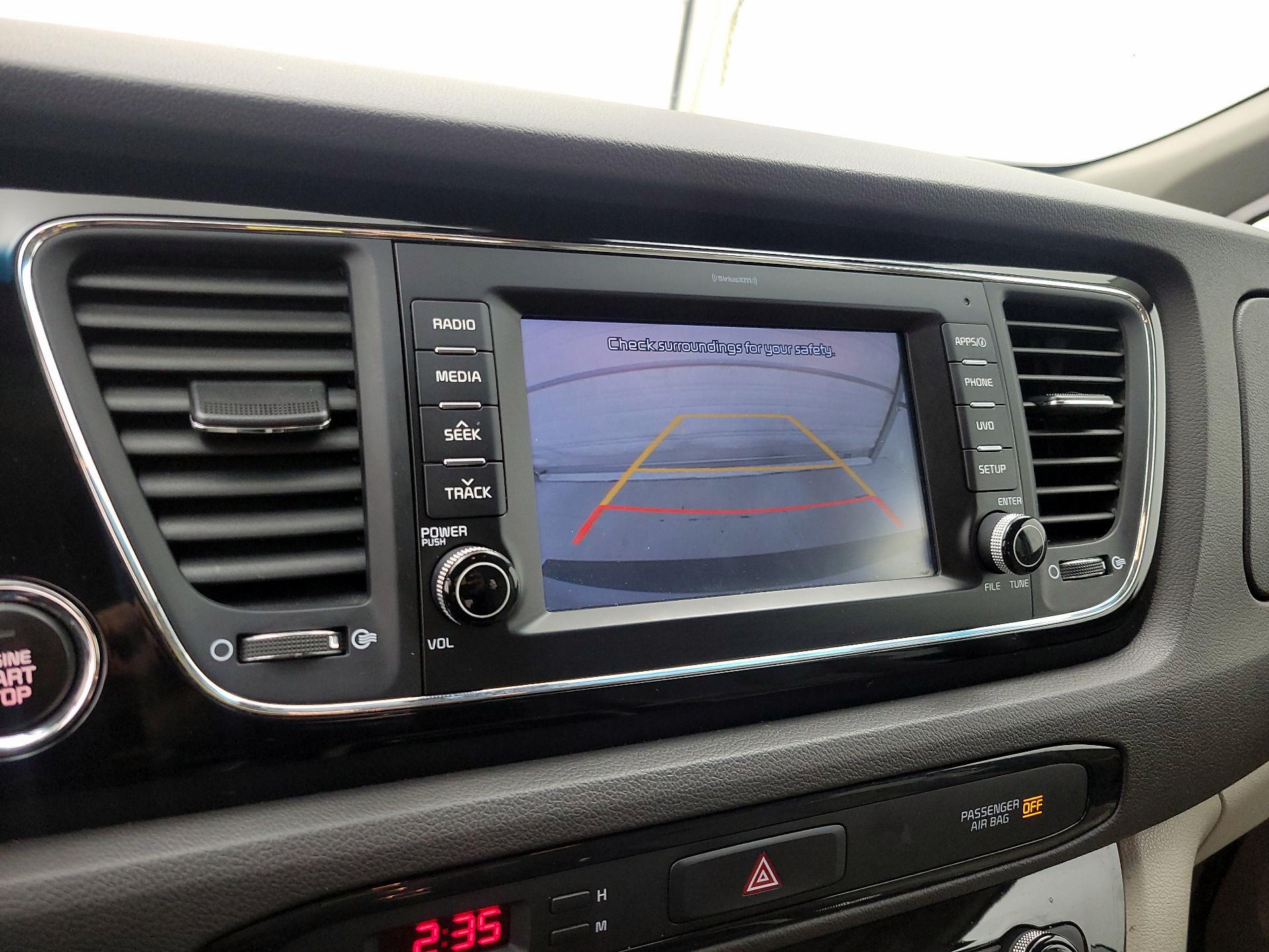 Thumbnail: 2017 Kia Sedona - 14