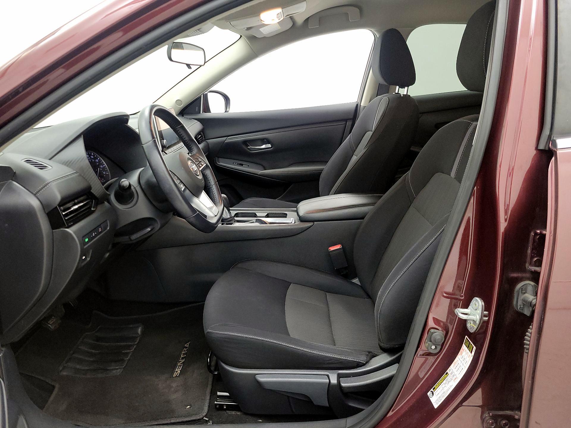 Thumbnail: 2020 Nissan Sentra - 11