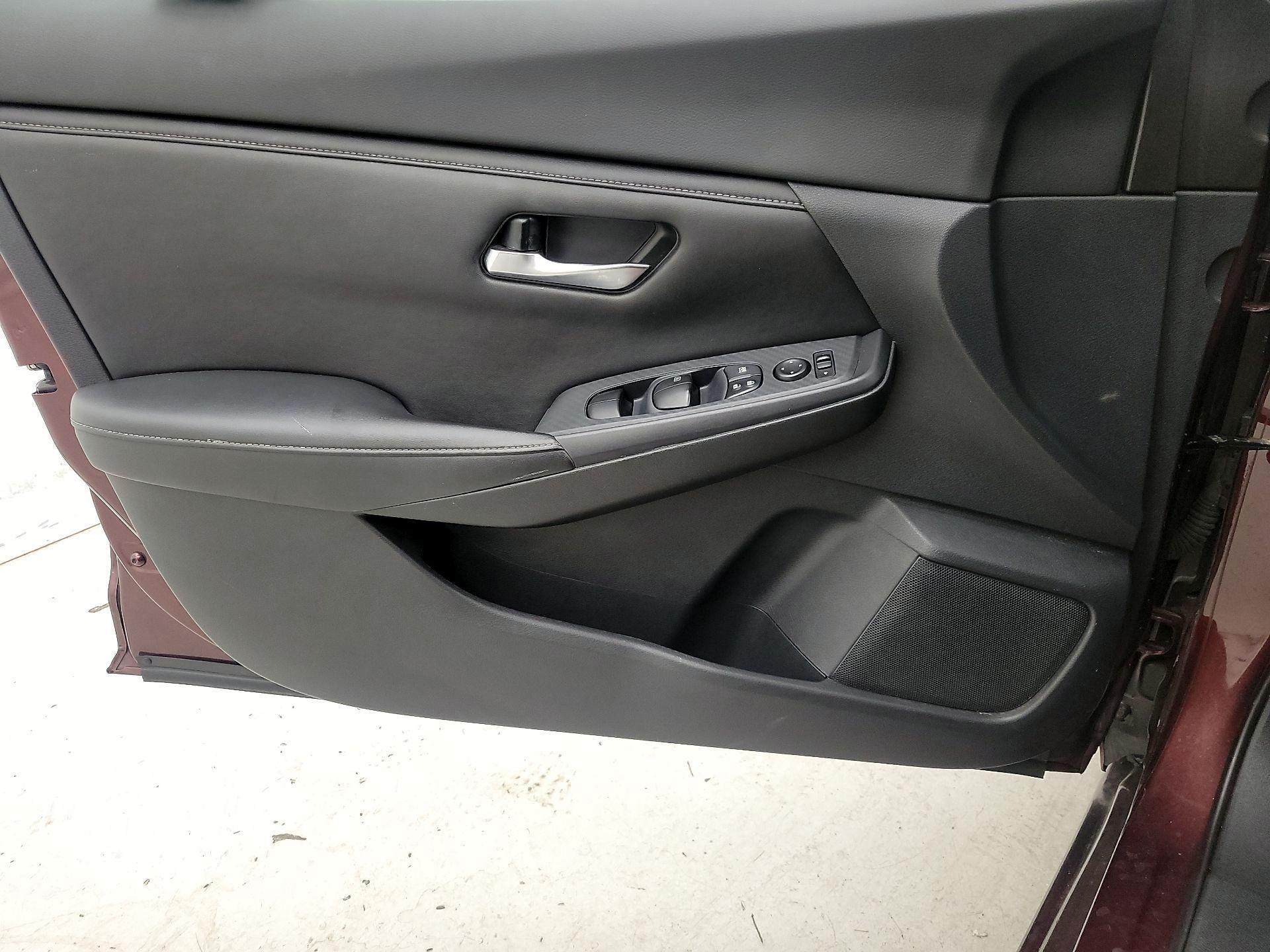 Thumbnail: 2020 Nissan Sentra - 12